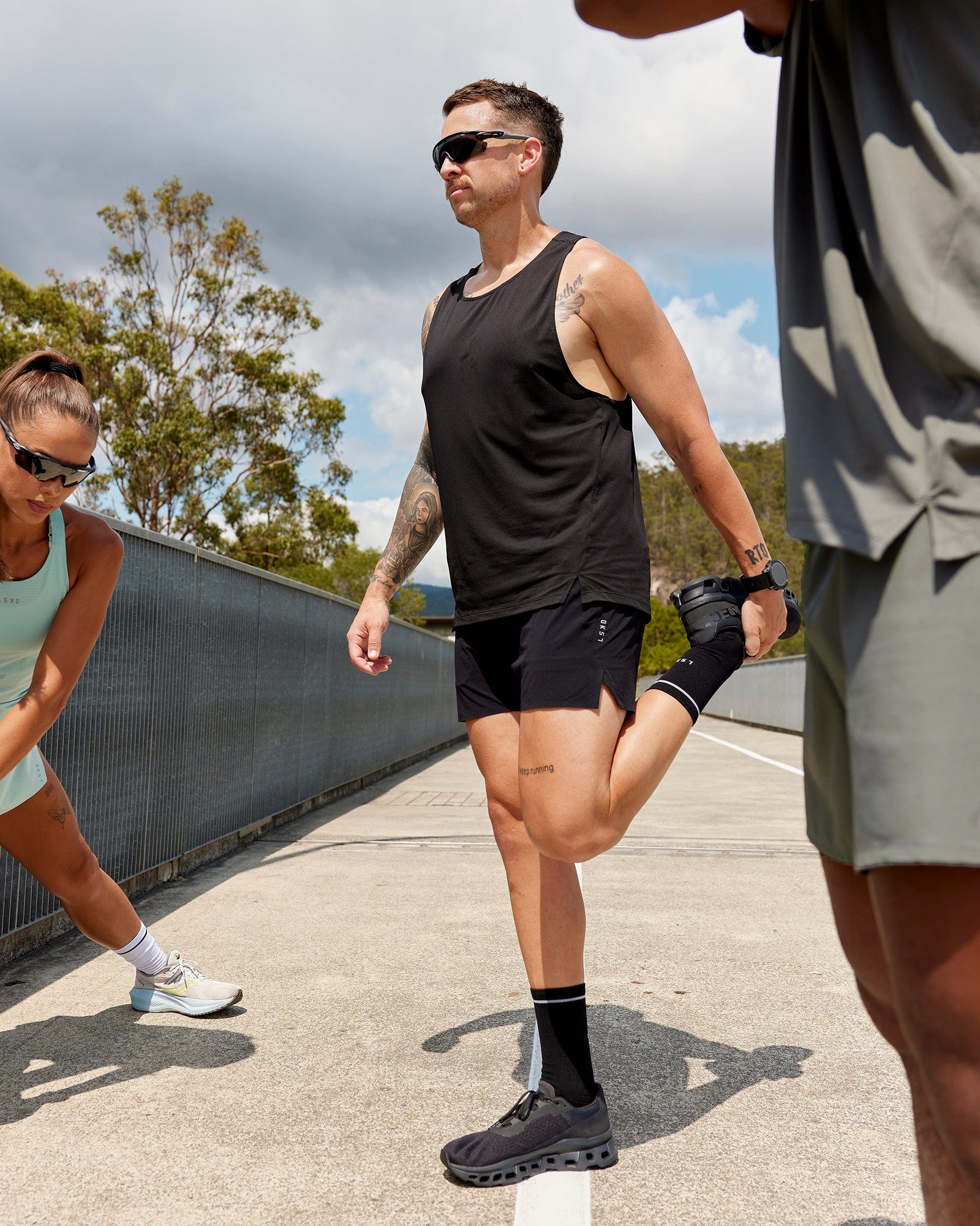 Man wearing UltraAir 5" Lined Performance Short - Black-Reflective