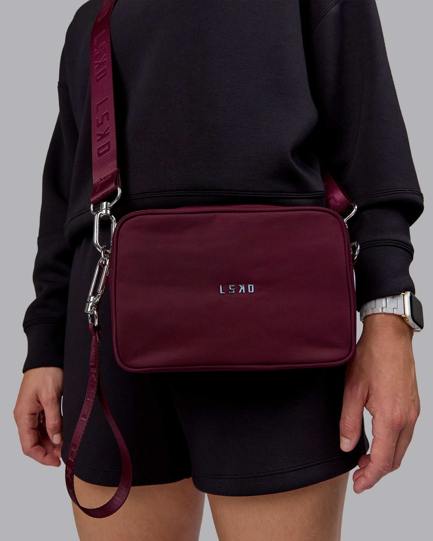 Go-To Shoulder Bag - Dark Cherry