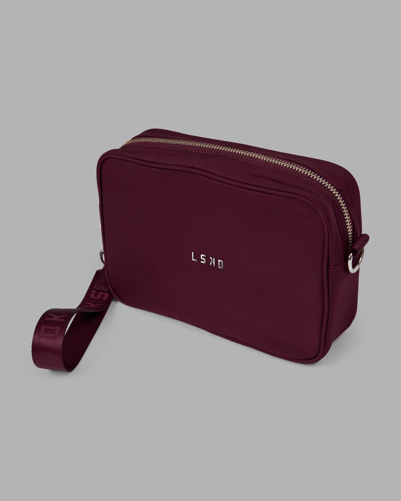 Go-To Shoulder Bag - Dark Cherry