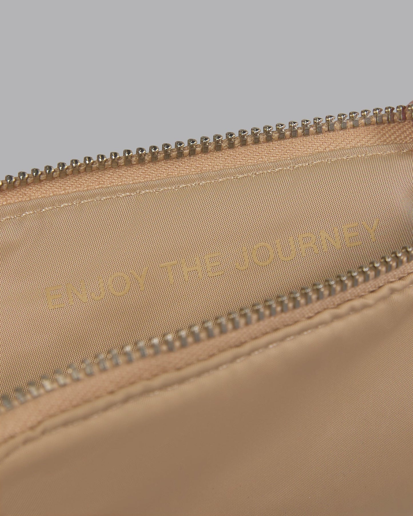 Go-To Wristlet Pouch - Oat Milk