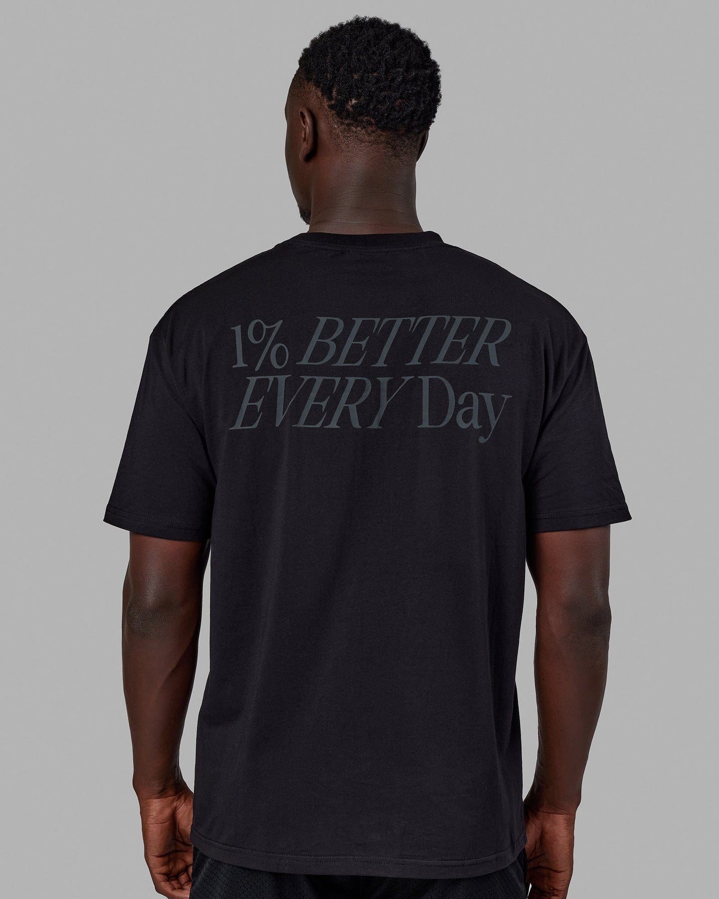 Man wearing Unisex VS6 FLXCotton Tee Oversize - Triple Black