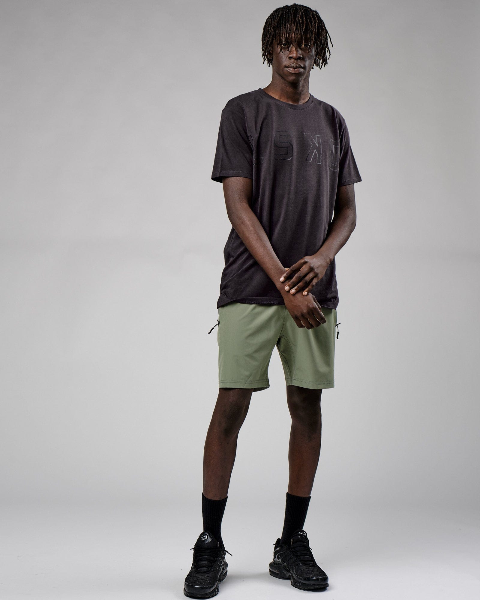 Model wearing Expand FLXCotton Tee - Phantom