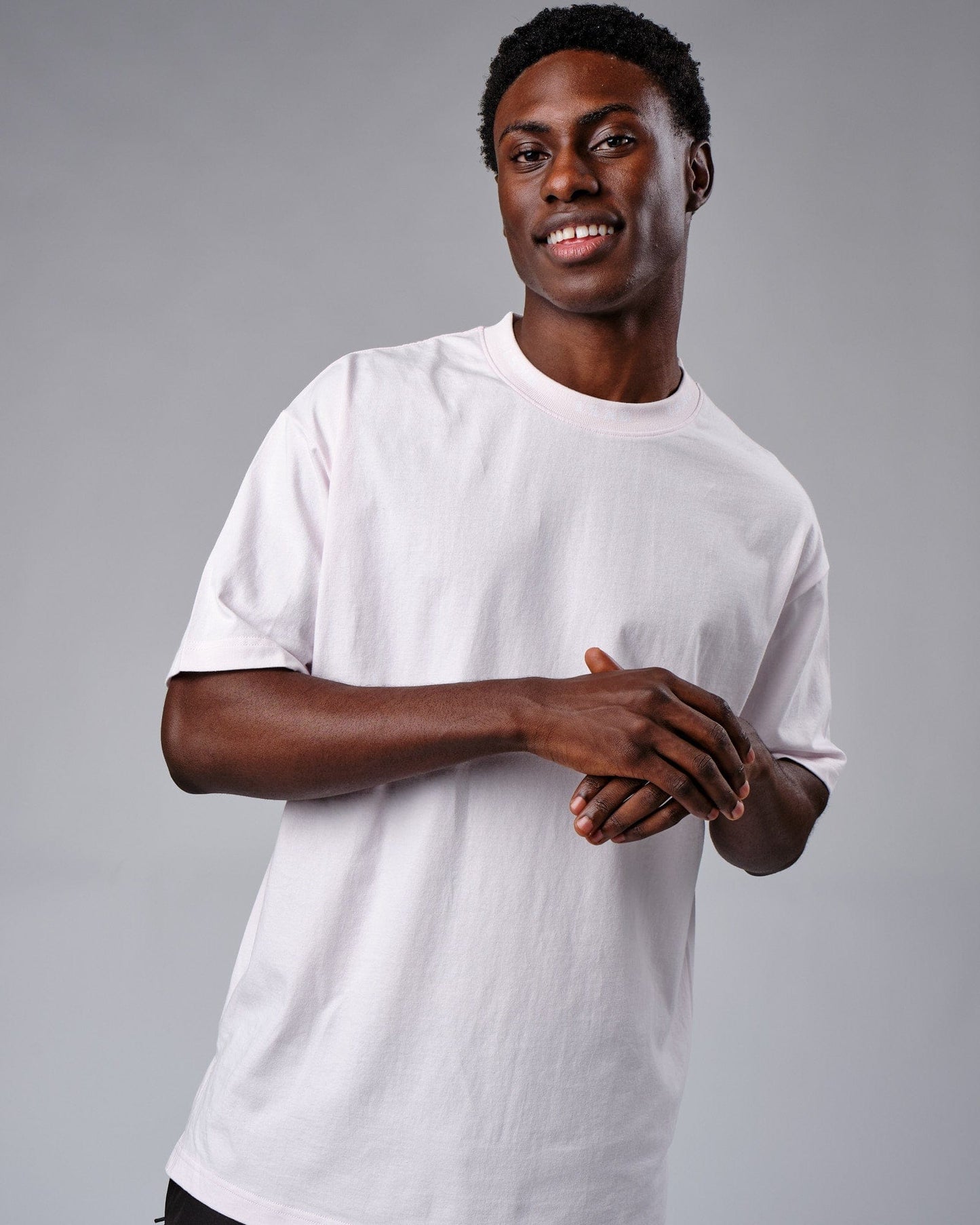 Model wearing Laps Tee Oversize - Orchid Ice