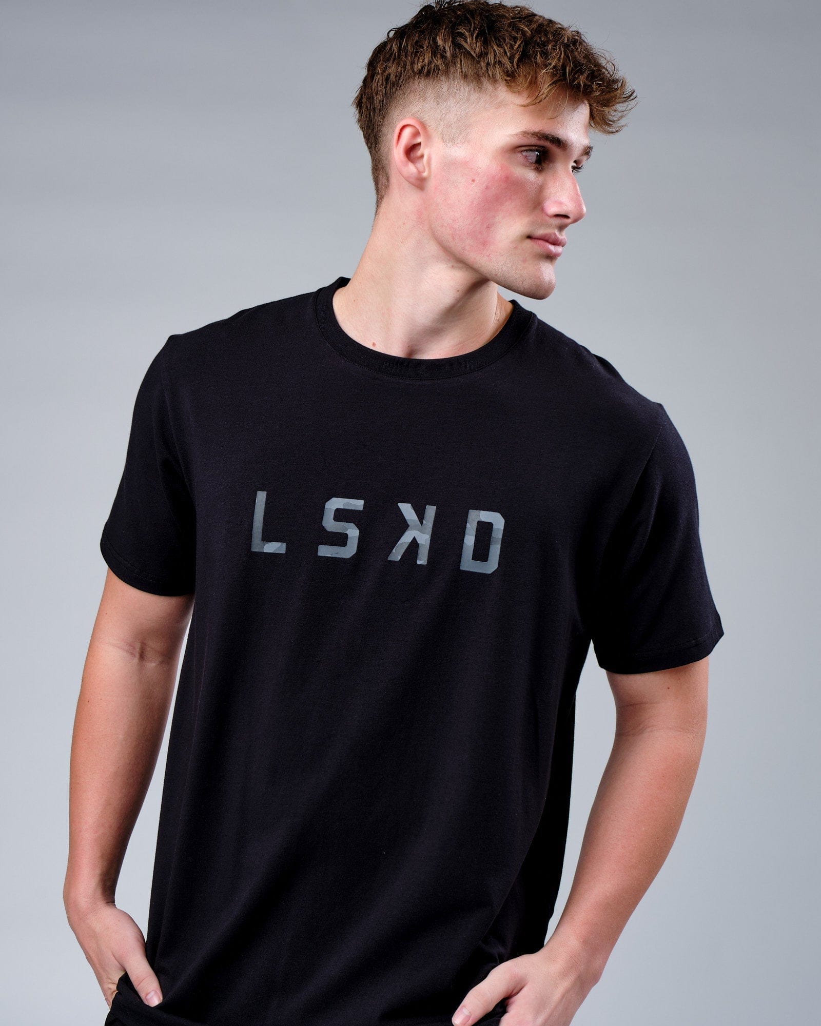 Model wearing Rep FLXCotton Tee - Black-Black Camo