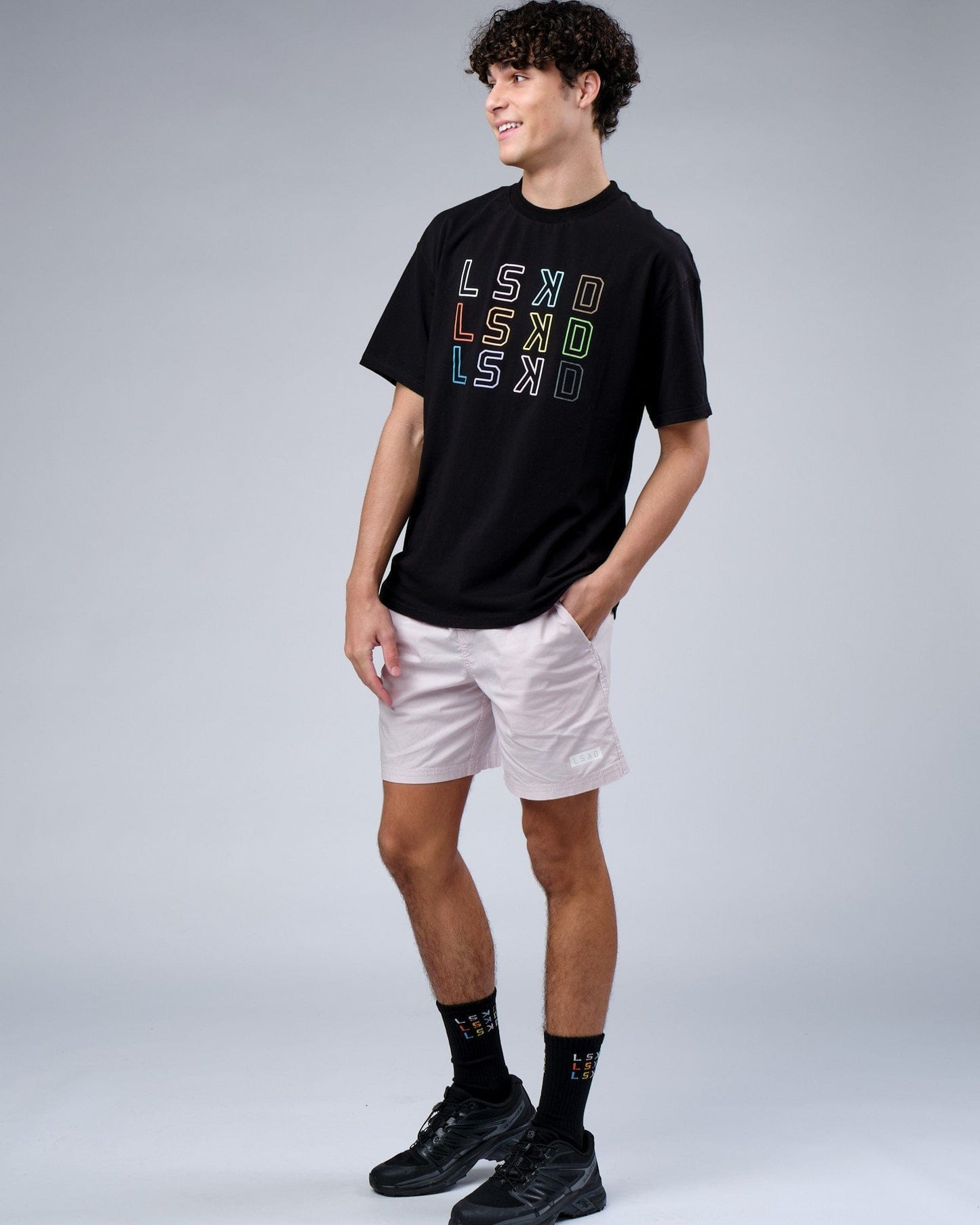 Model wearing Progress FLXCotton Tee Oversize - Black