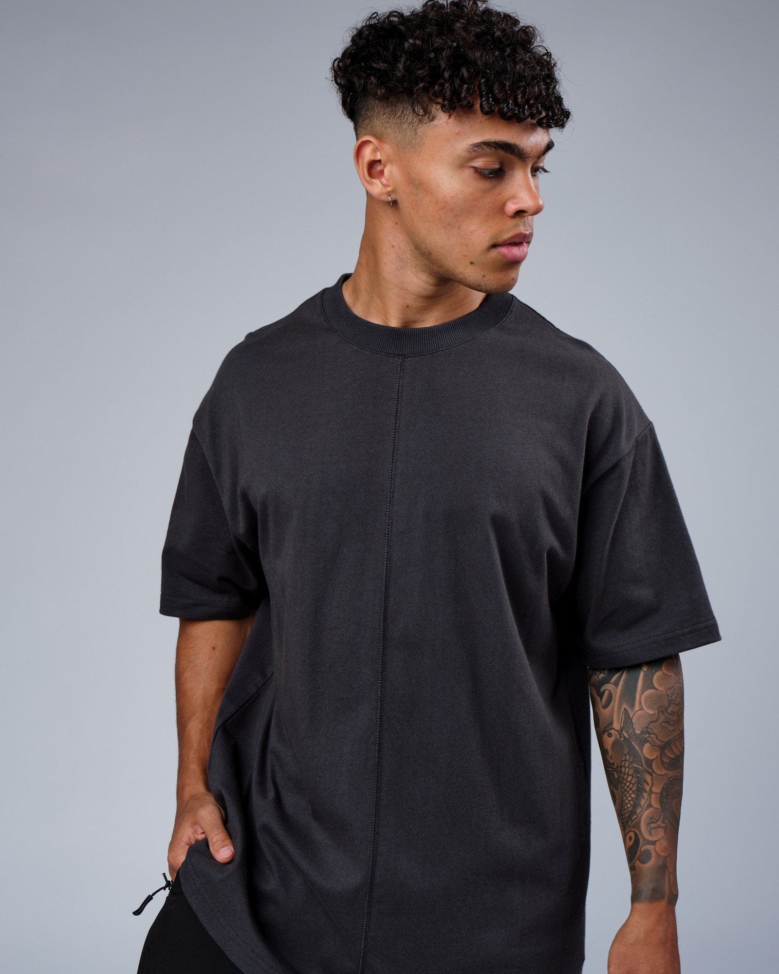 Model wearing Heavy Hitter Heavyweight Tee Oversize - Phantom