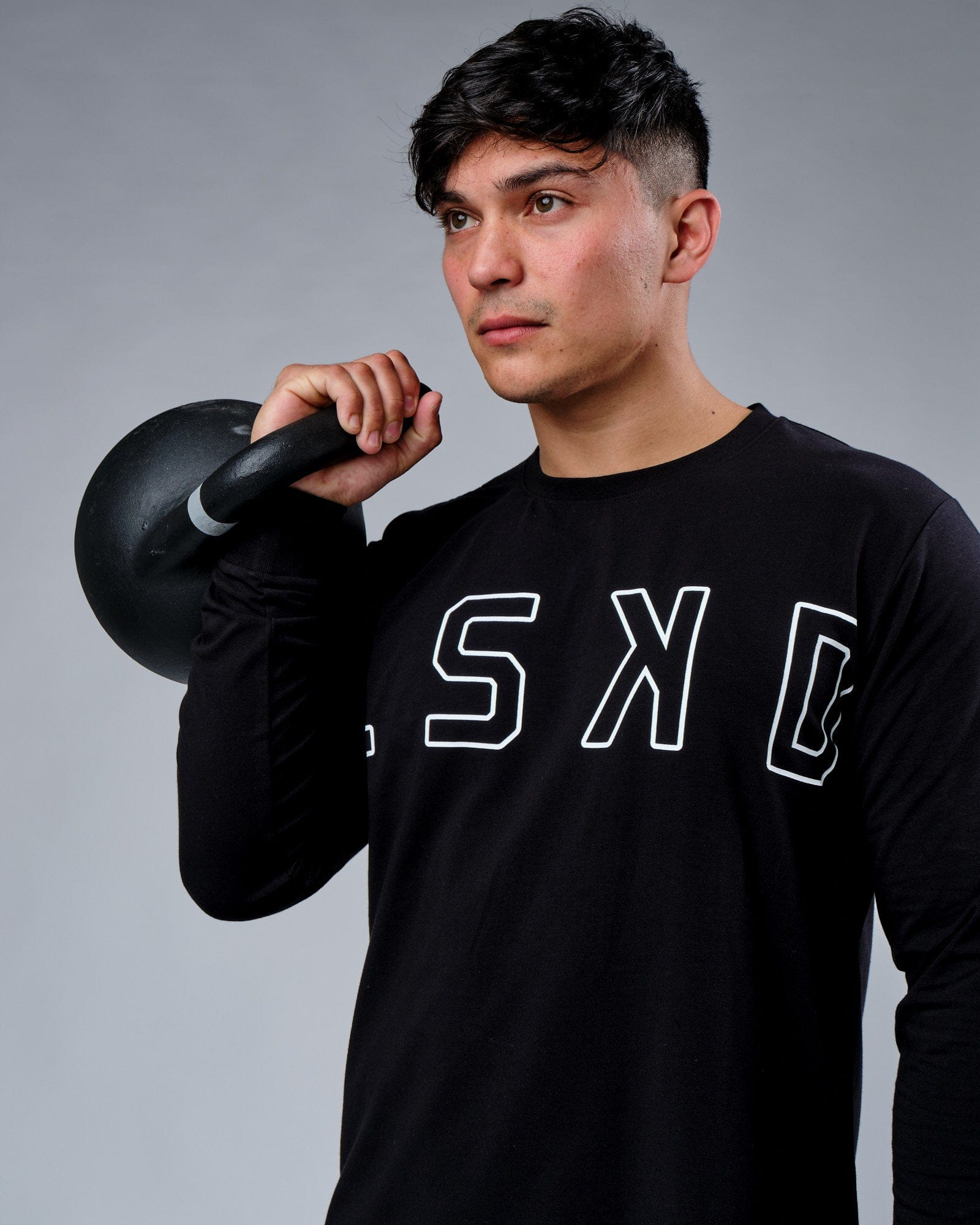 Model wearing Expand FLXCotton LS Tee - Black