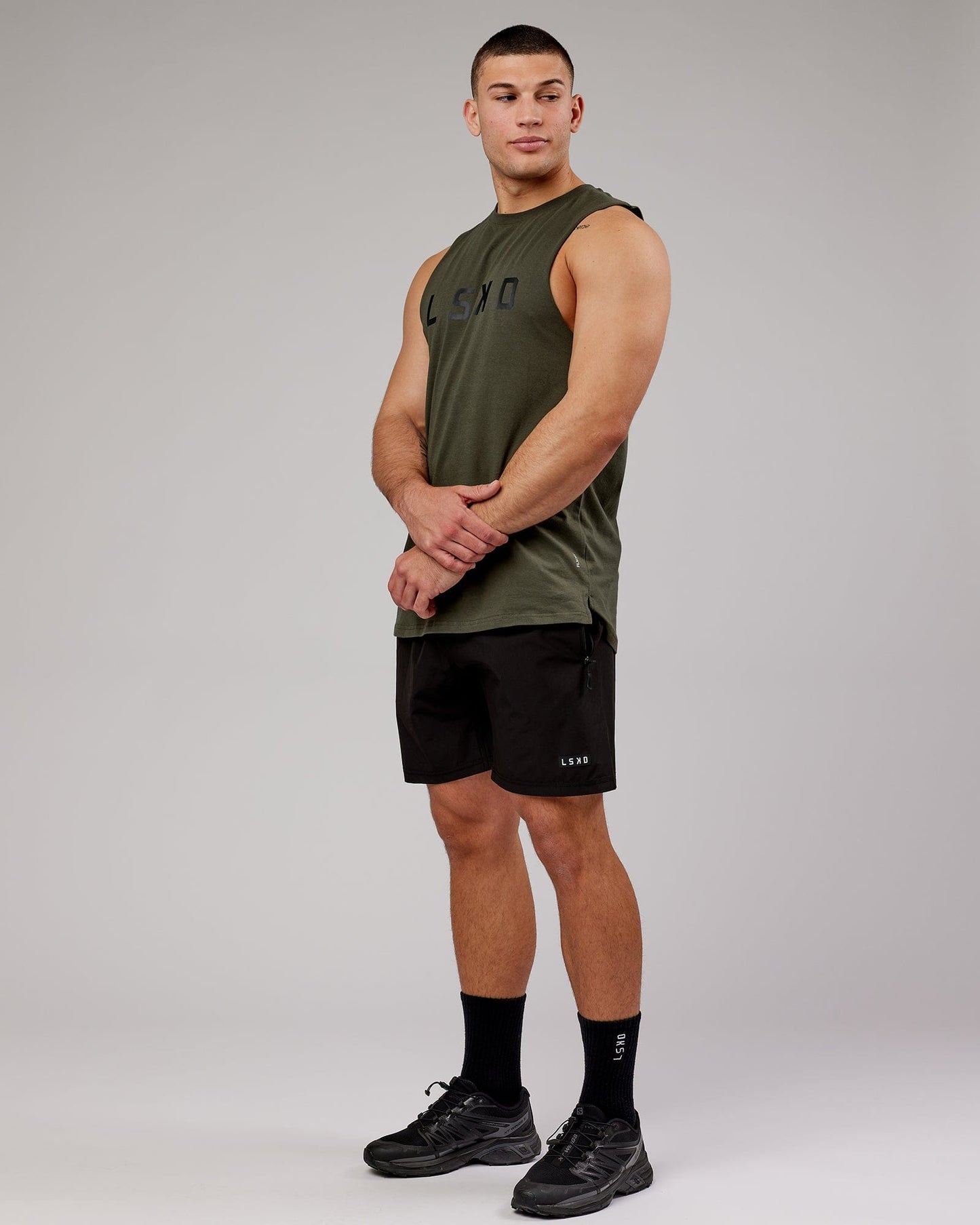 Model wearing Power FLXDRY Training Fit Performance Tank - Forest Night