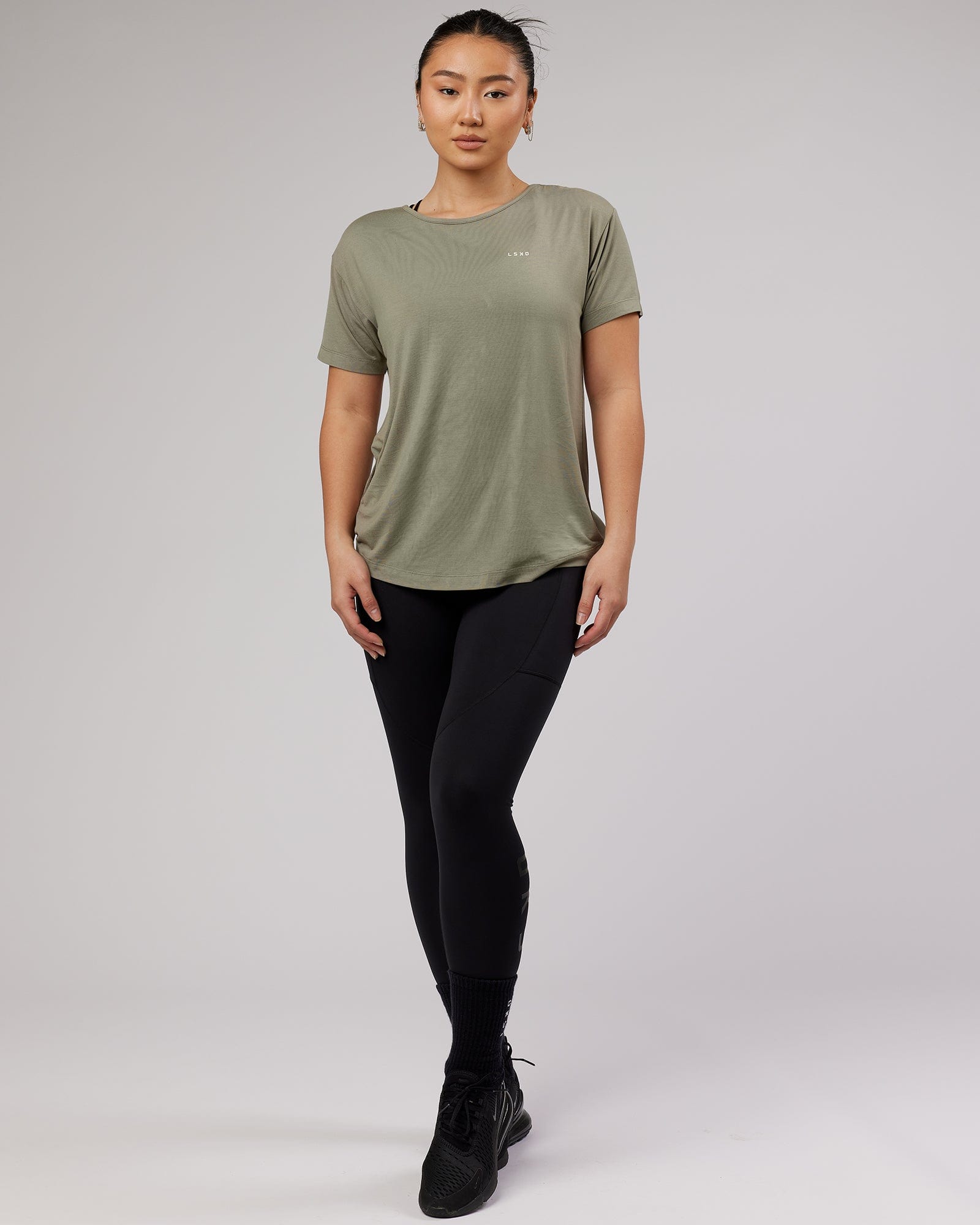 Model wearing Air Slouch Tee - Dusty Olive