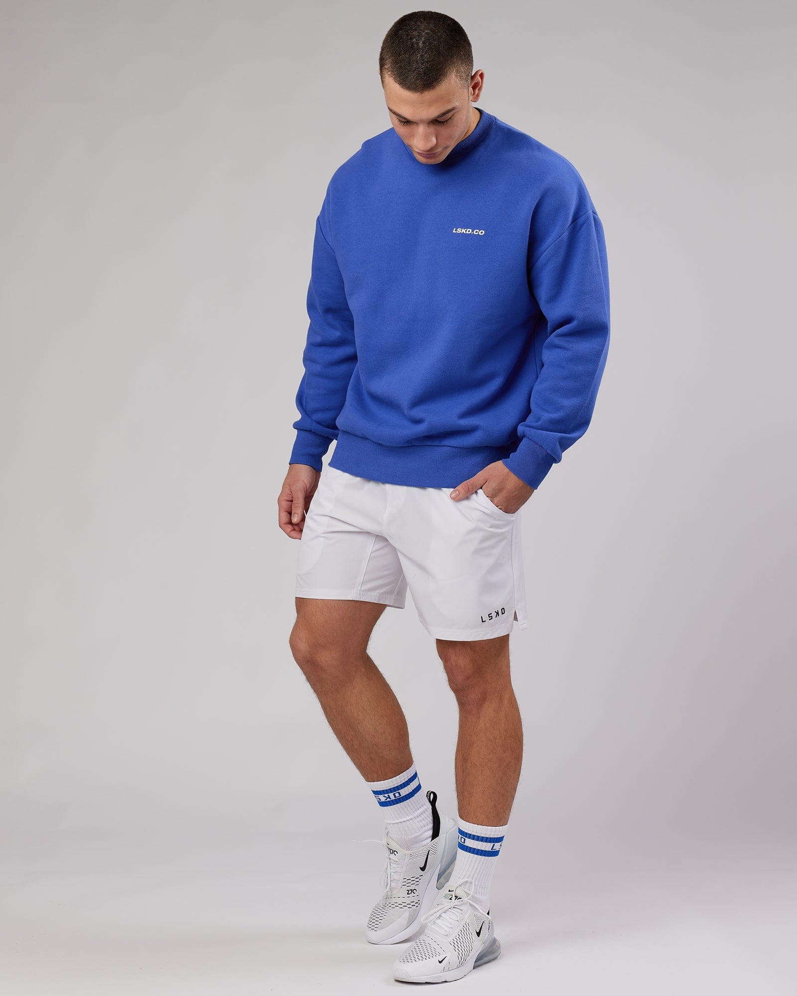 Model wearing Revolution Sweater Oversize - Power Cobalt