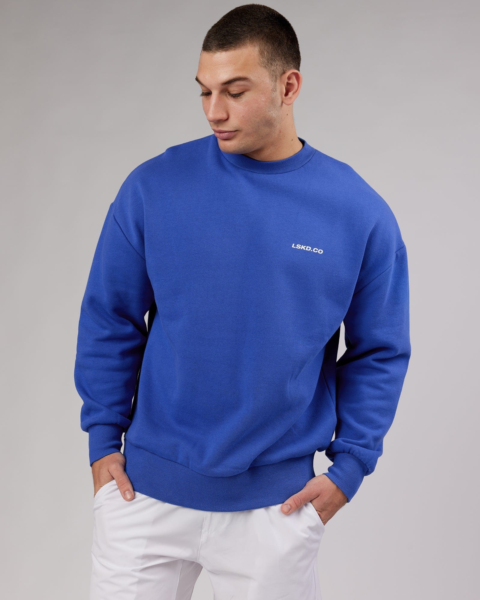 Model wearing Revolution Sweater Oversize - Power Cobalt
