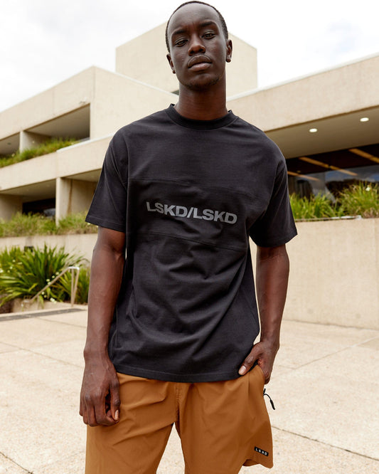 Model wearing Impact Heavyweight Tee Oversize - Black-Grey