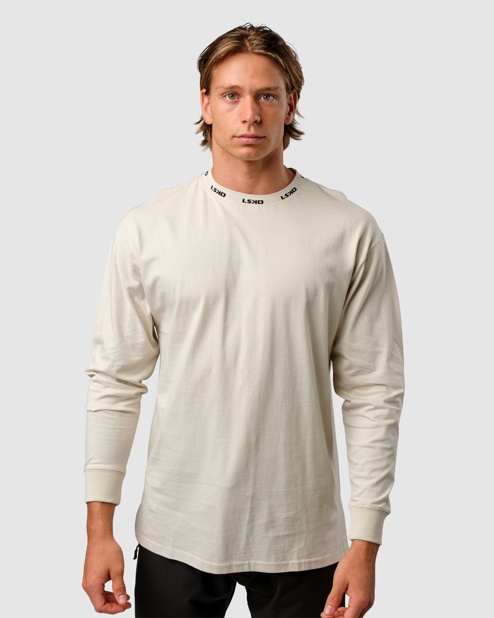 Model wearing Laps LS Tee Oversize - Bone