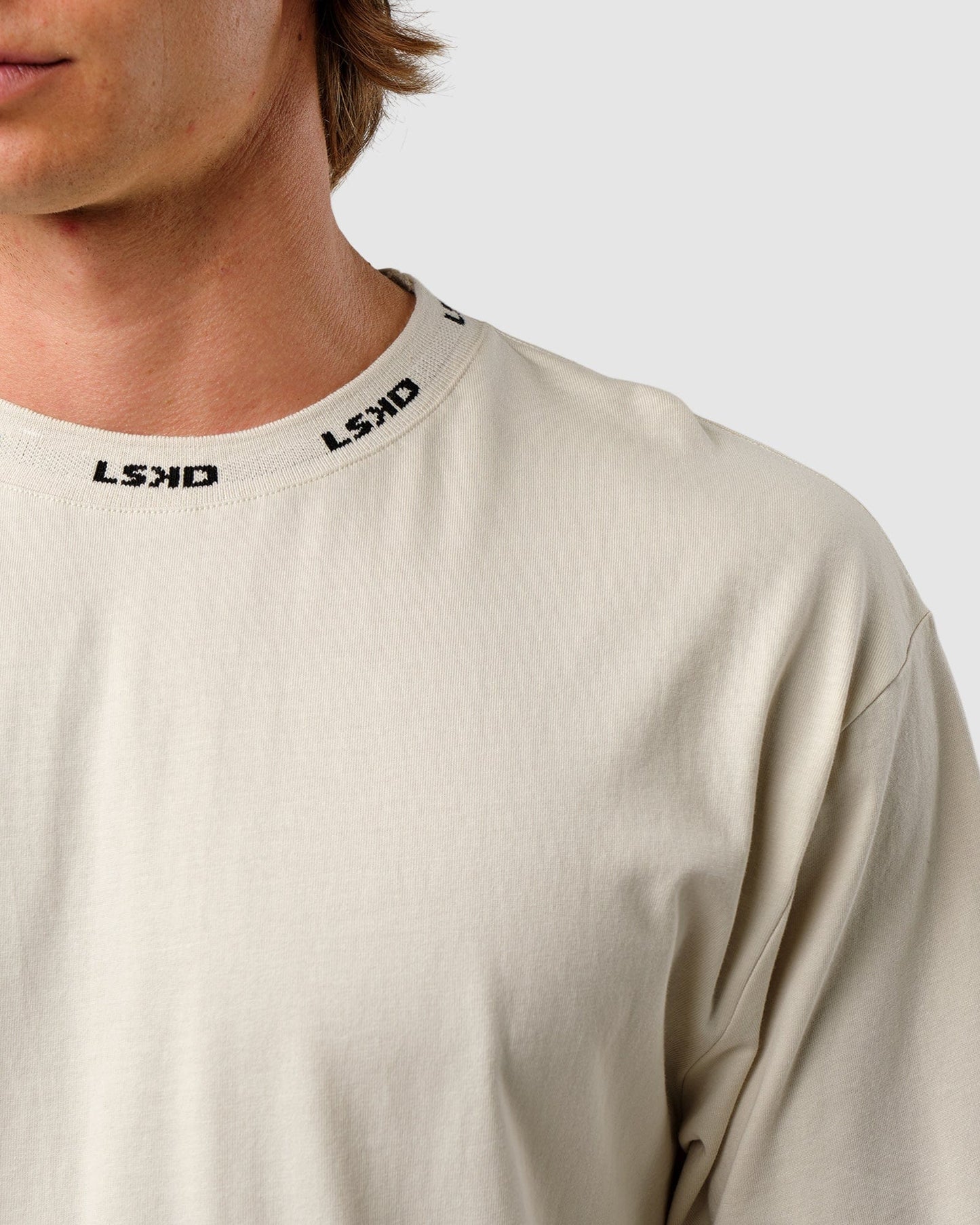 Model wearing Laps LS Tee Oversize - Bone