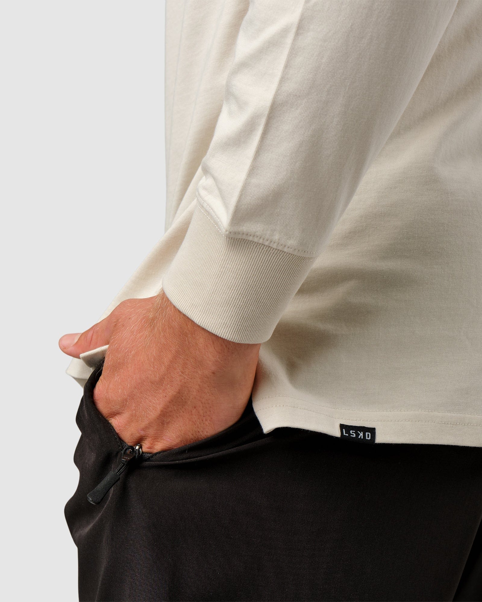 Model wearing Laps LS Tee Oversize - Bone