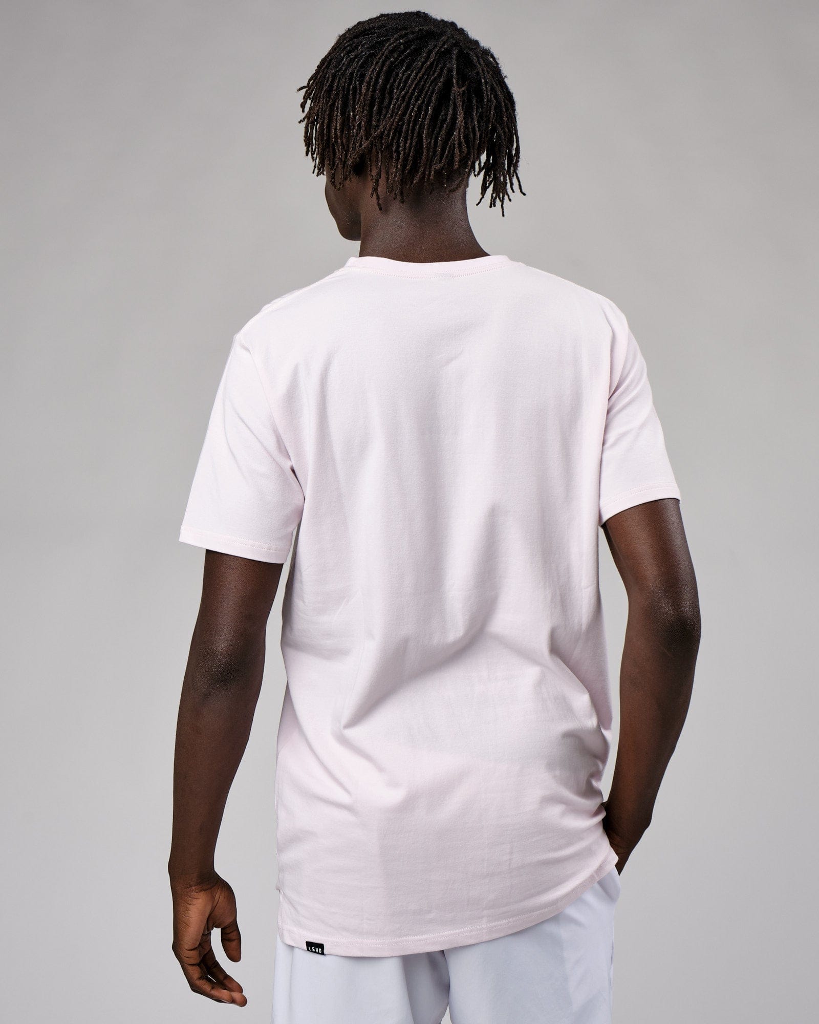 Model wearing Expand FLXCotton Tee - Orchid Ice