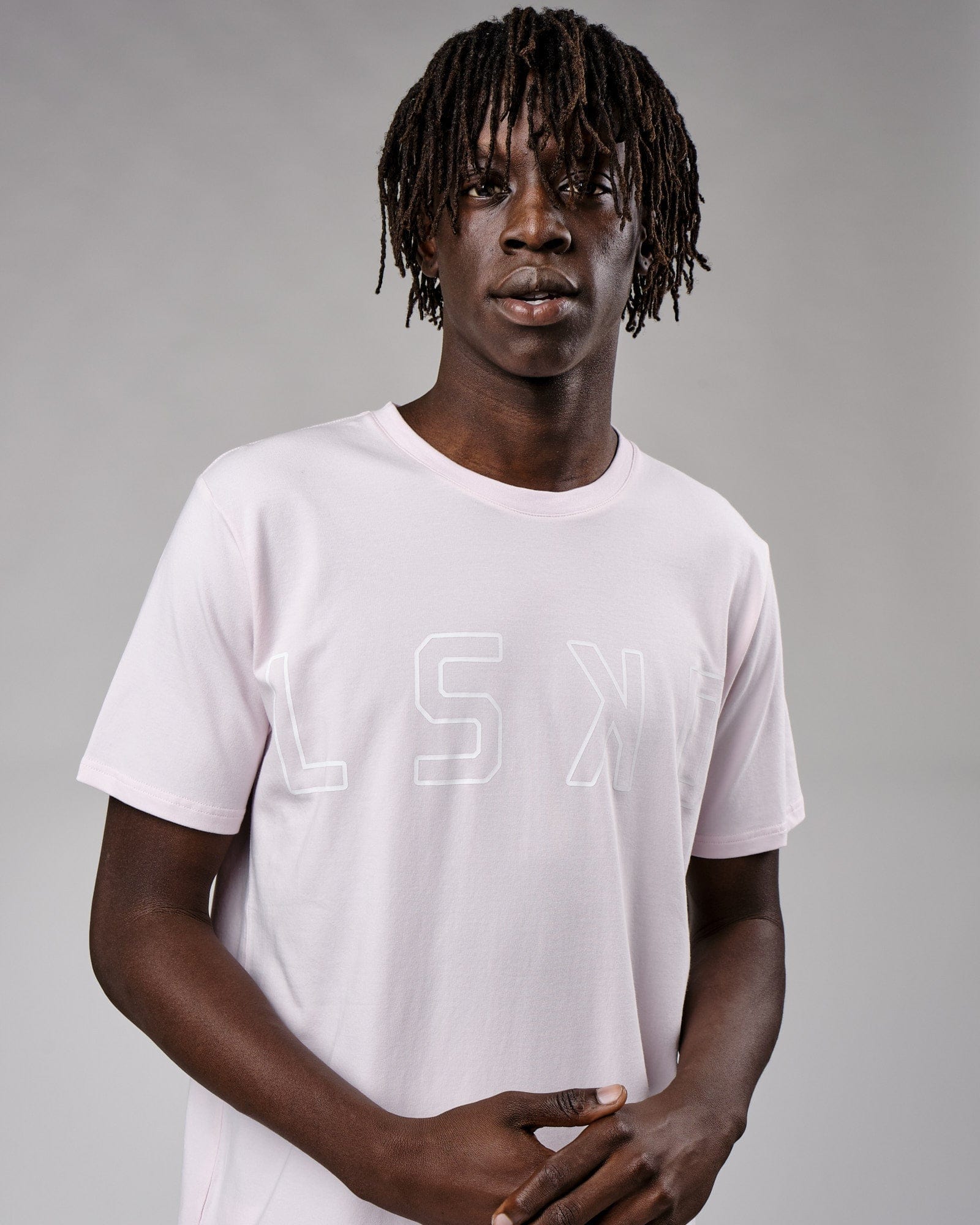 Model wearing Expand FLXCotton Tee - Orchid Ice