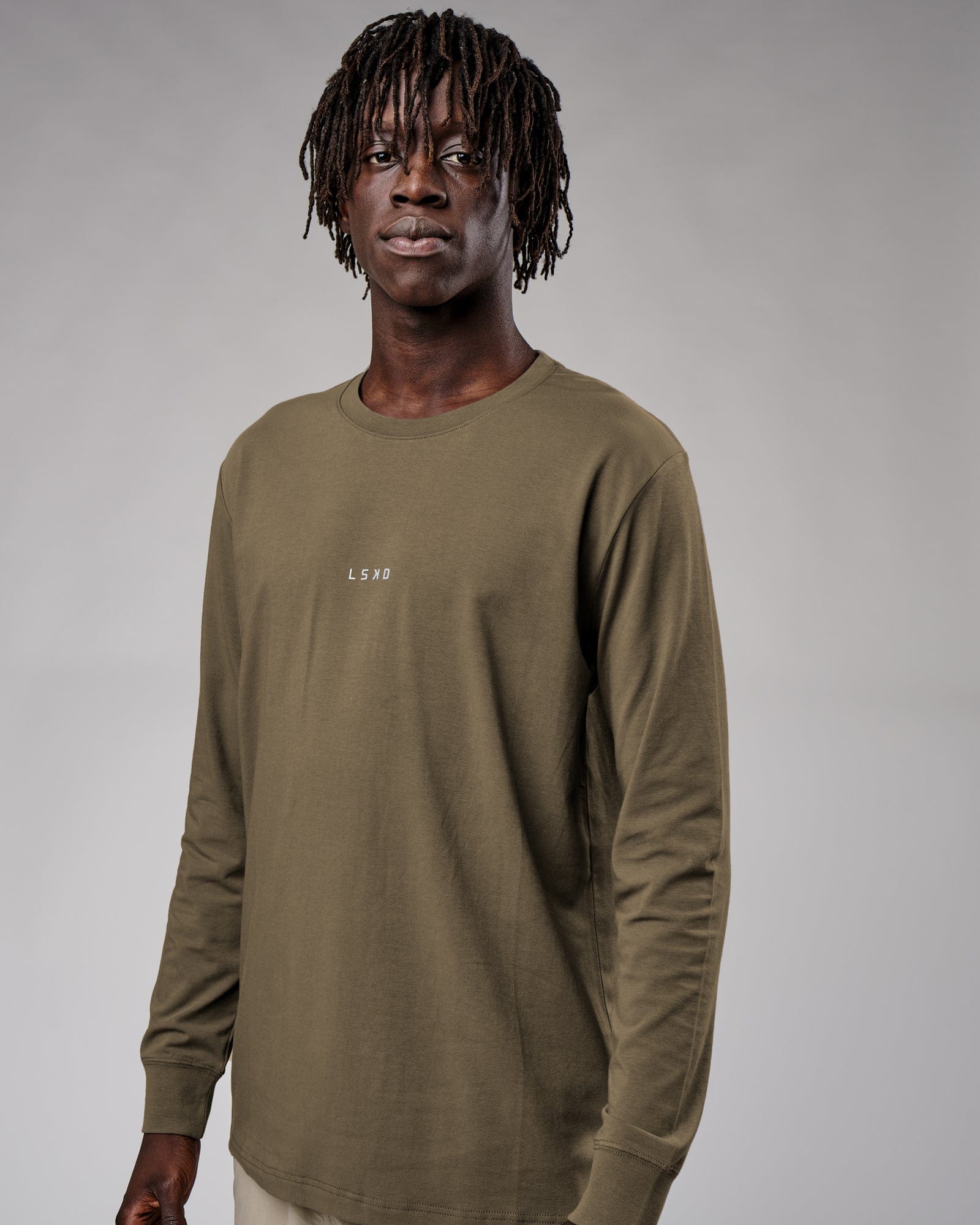 Model wearing Base LS Tee - Walnut Grey