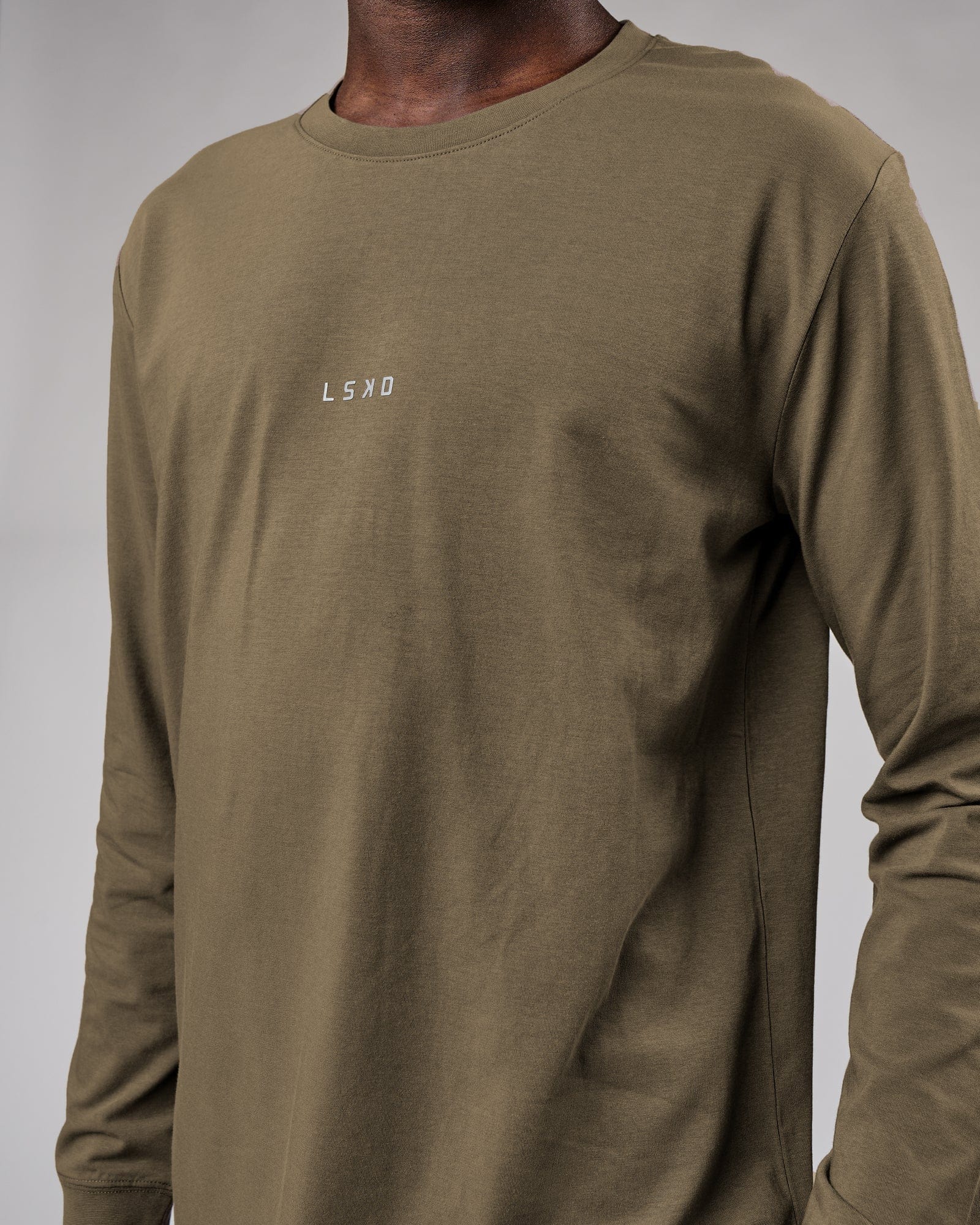 Model wearing Base LS Tee - Walnut Grey