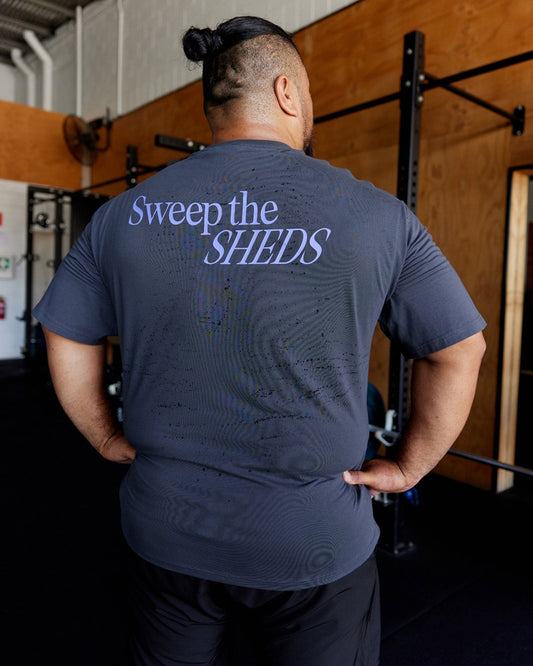 Model wearing VS3 FLXCotton Tee Oversize - Asphalt-Purple