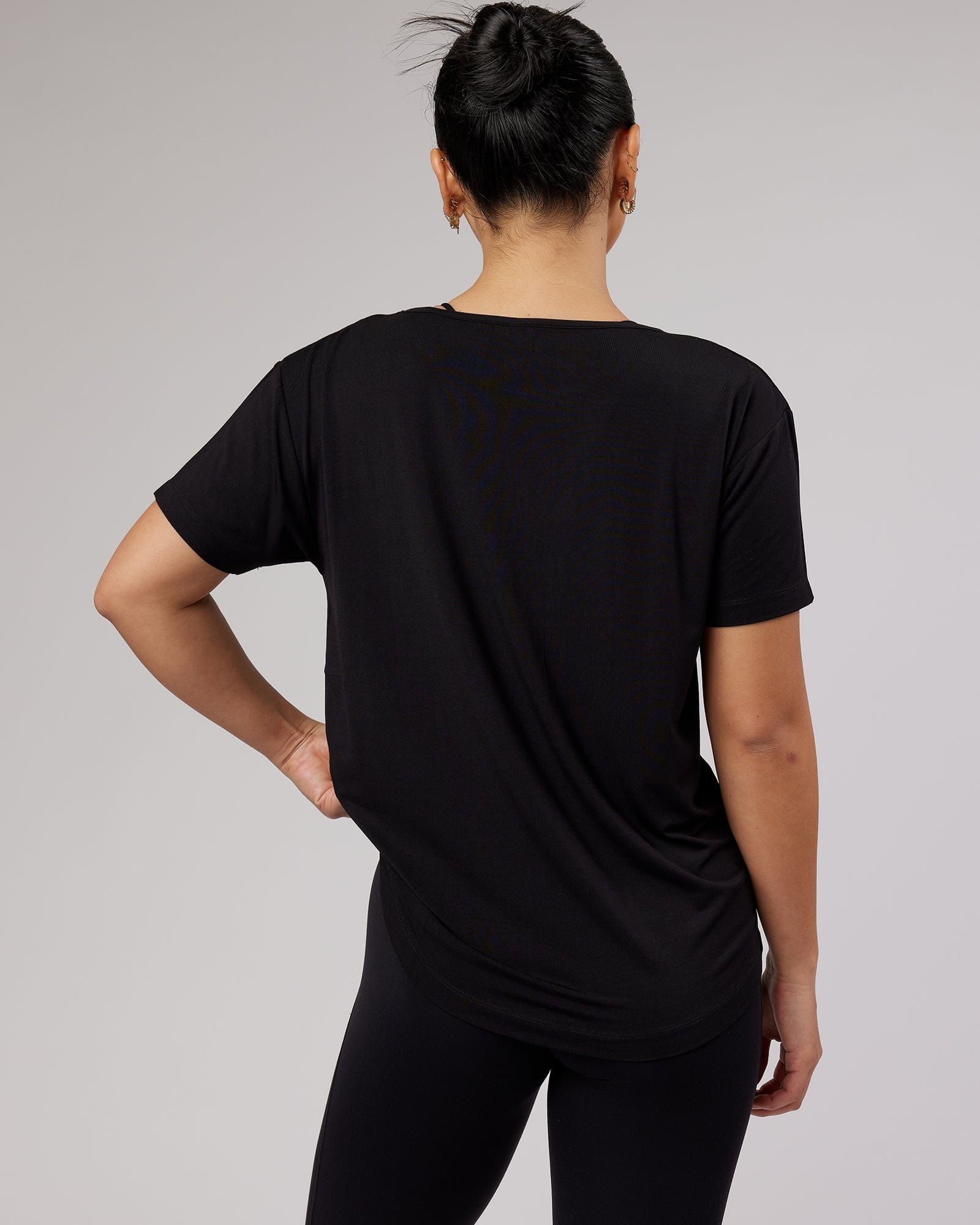 Model wearing Air Slouch Tee - Black
