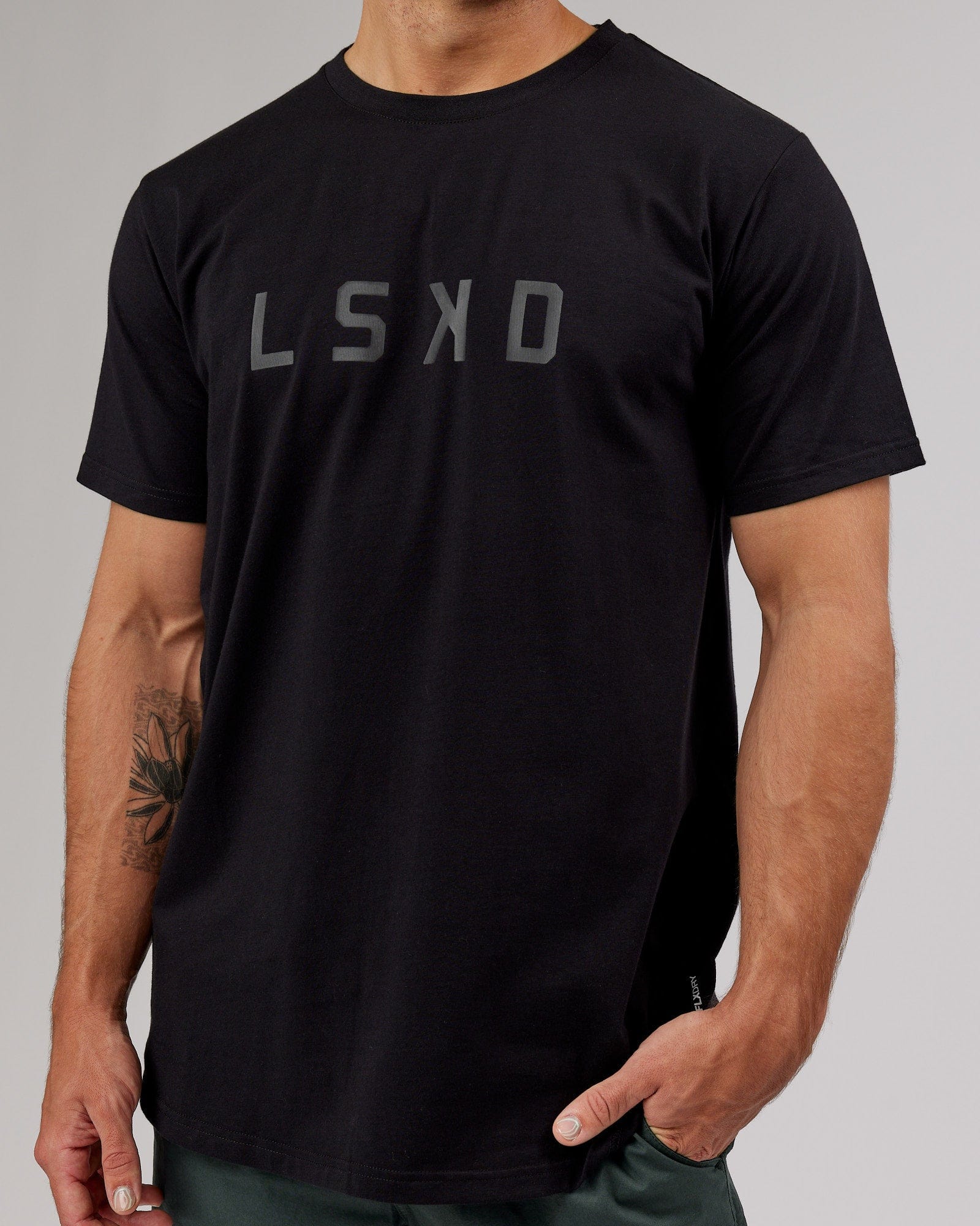 Model wearing Power FLXDRY Performance Tee - Black-Black