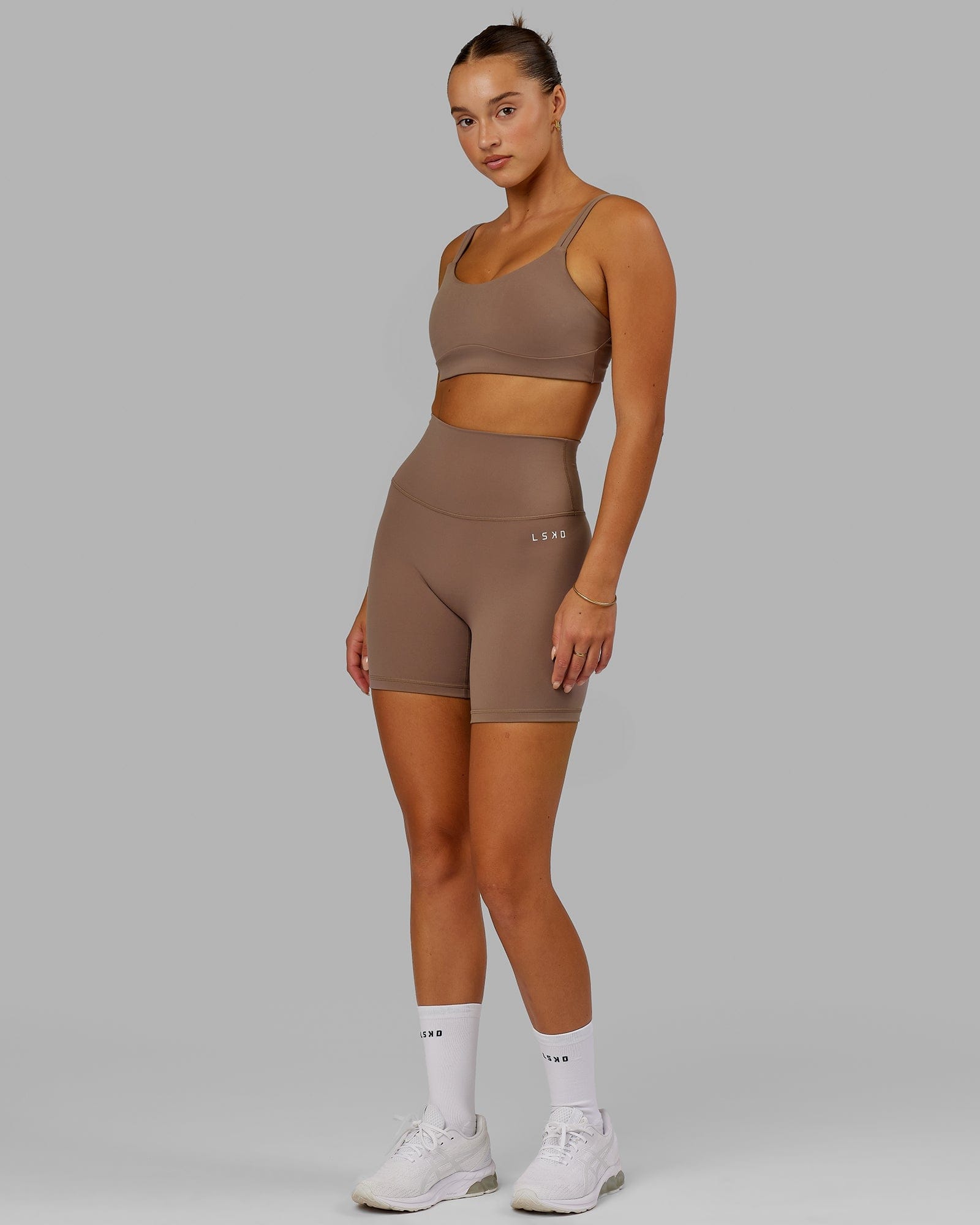 Model wearing Structure Sports Bra - Deep Taupe