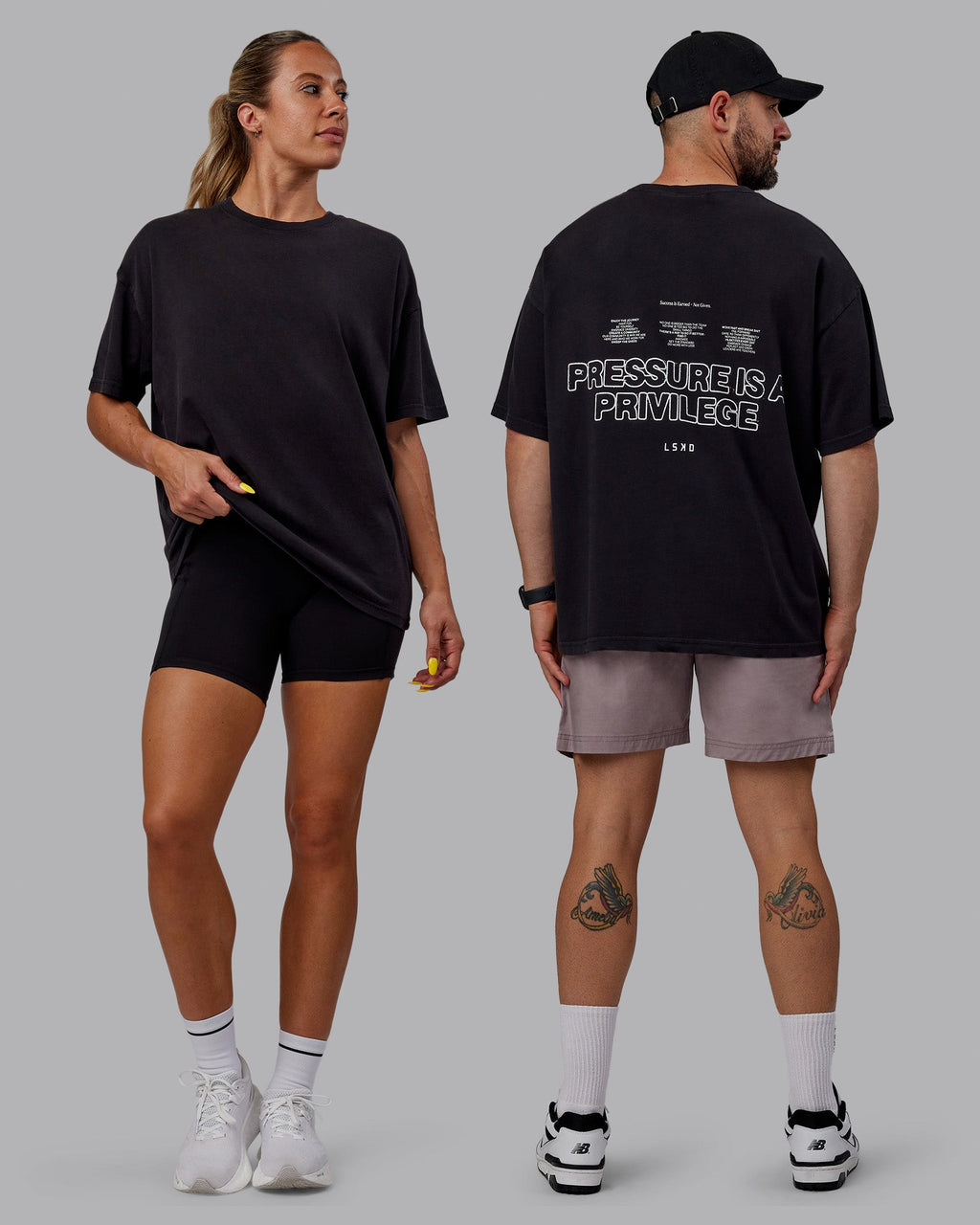 Duo wearing Unisex Washed Pressure Heavyweight Tee Oversize - Black-White