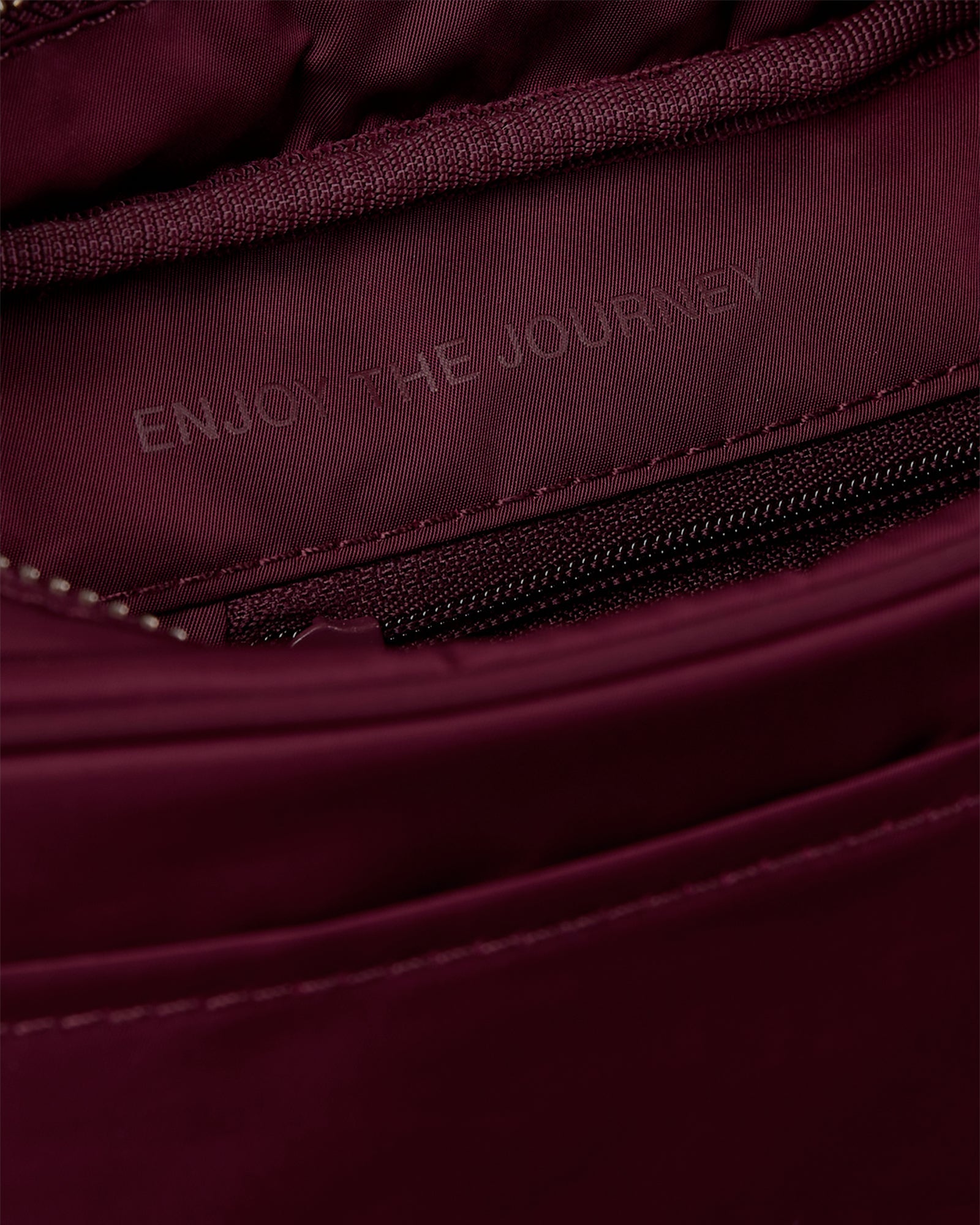 Go-To Shoulder Bag - Dark Cherry