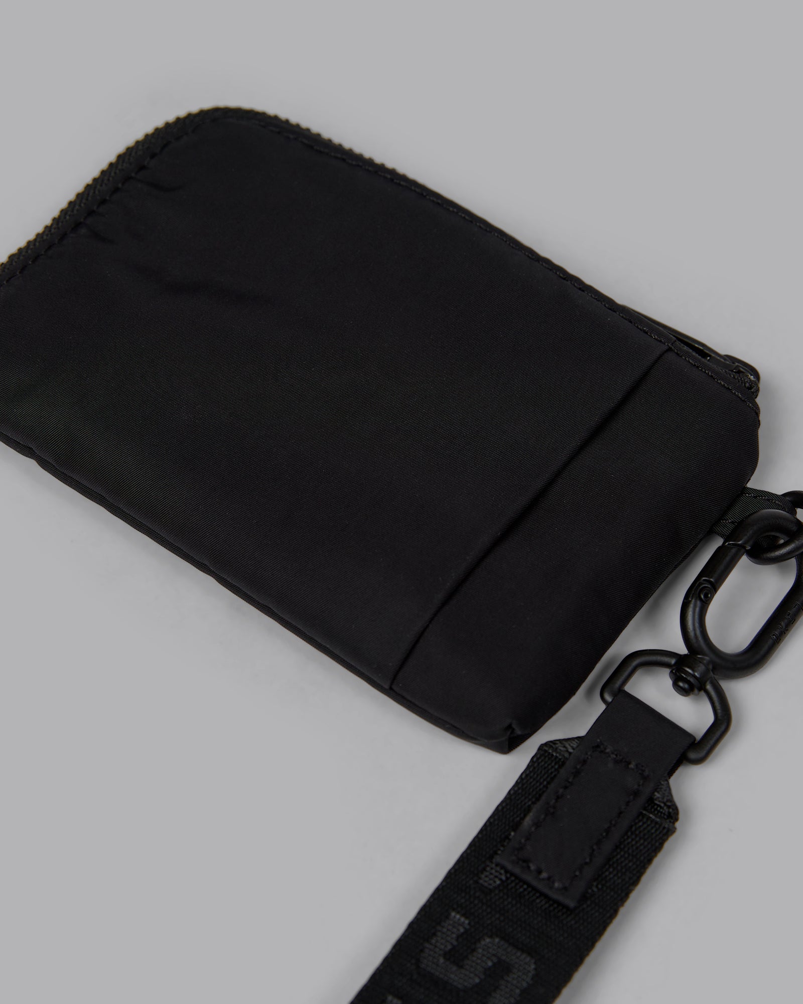 Go-To Wristlet Pouch - Black
