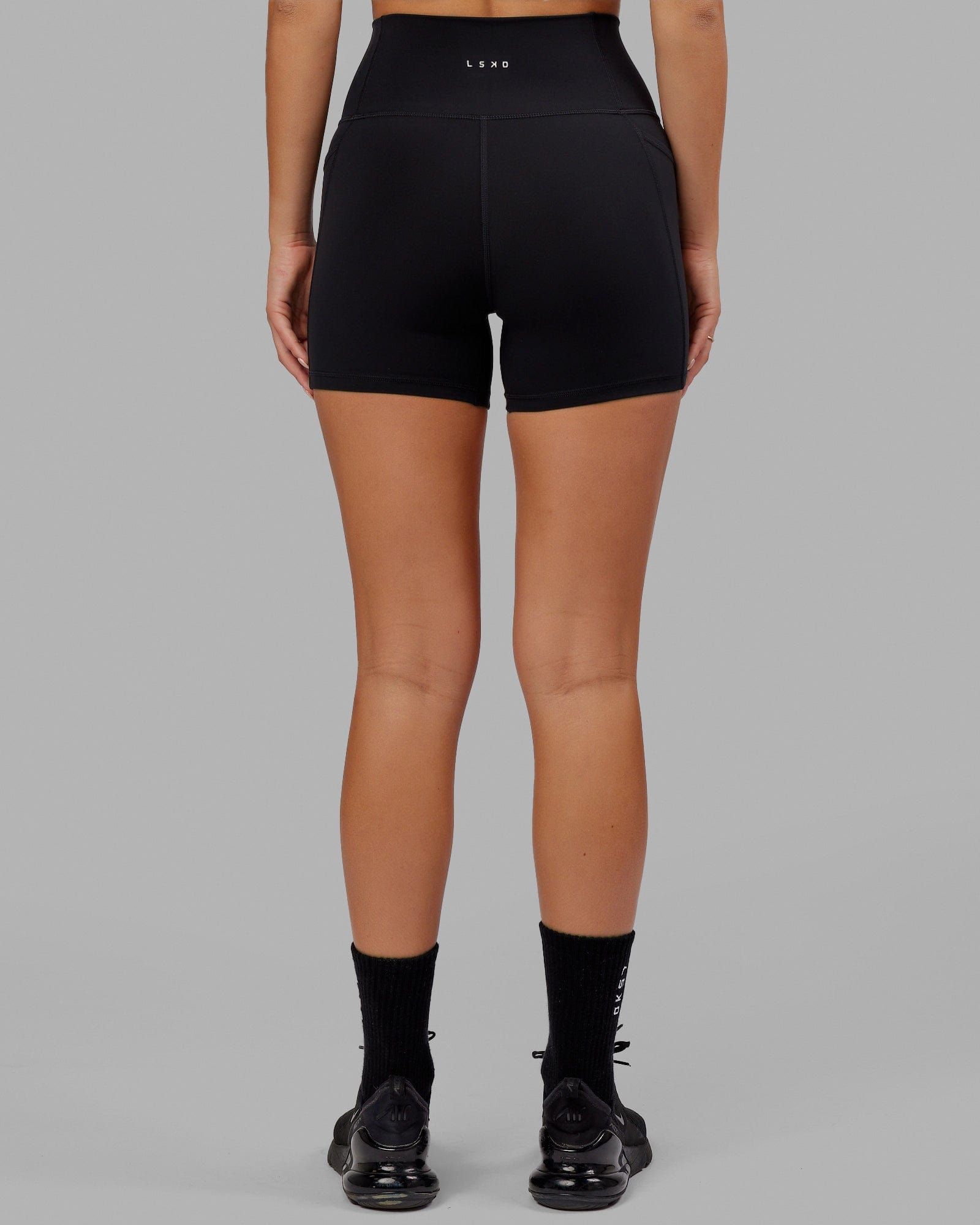 Fusion X-Short Tight With Pockets - Black