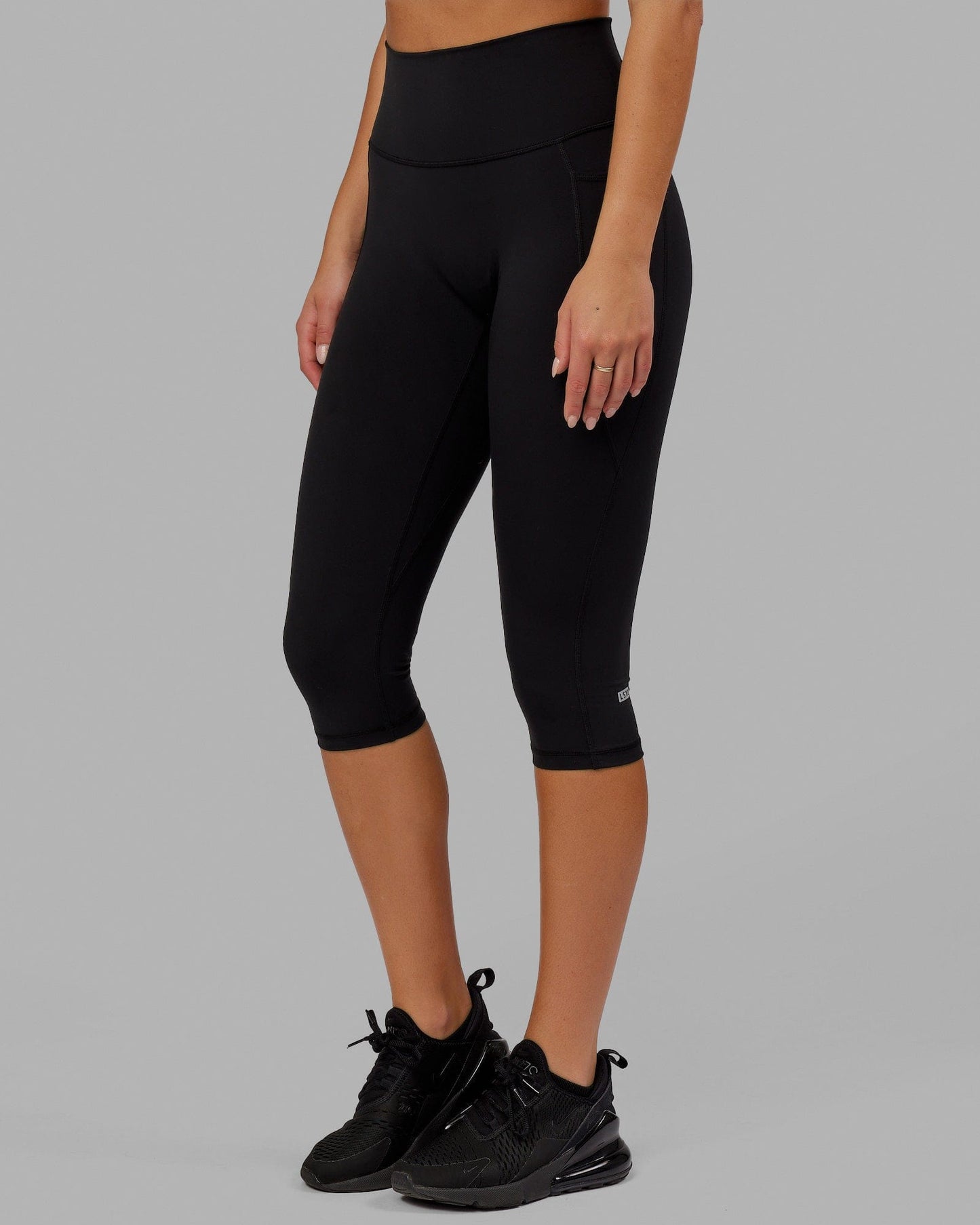 Fusion 3/4 Length Tight with Pockets - Black