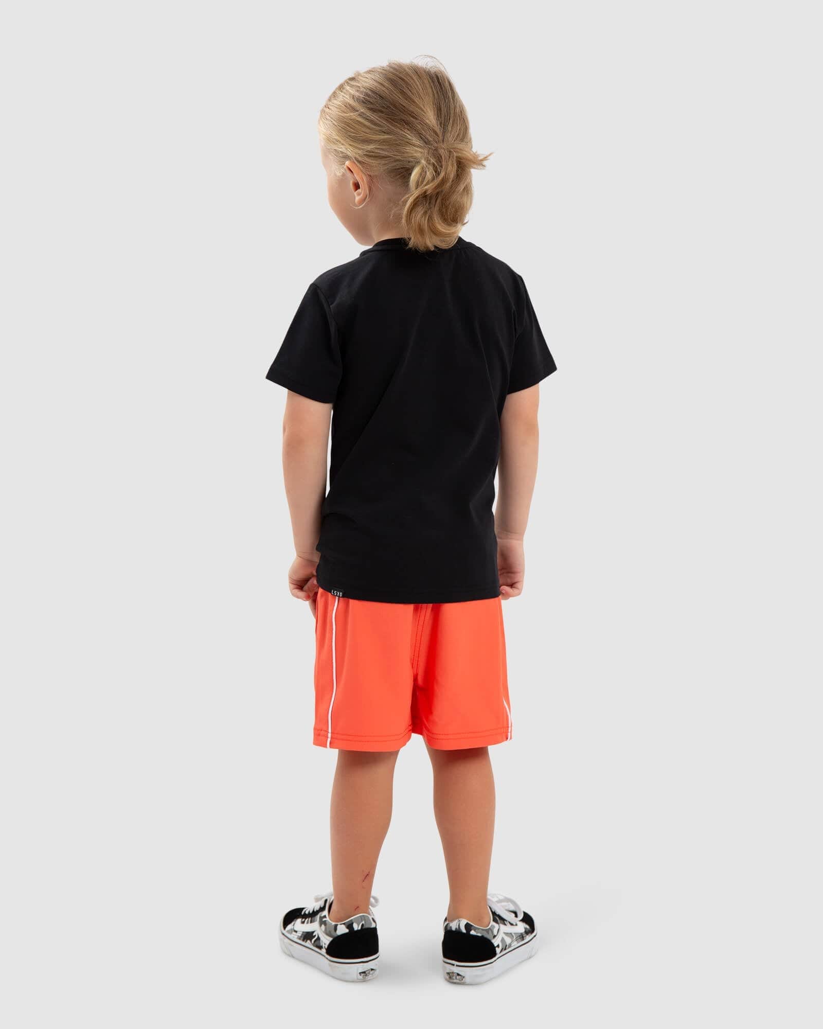 Model wearing Bank Tee (00-8) - Black-Fruit Punch