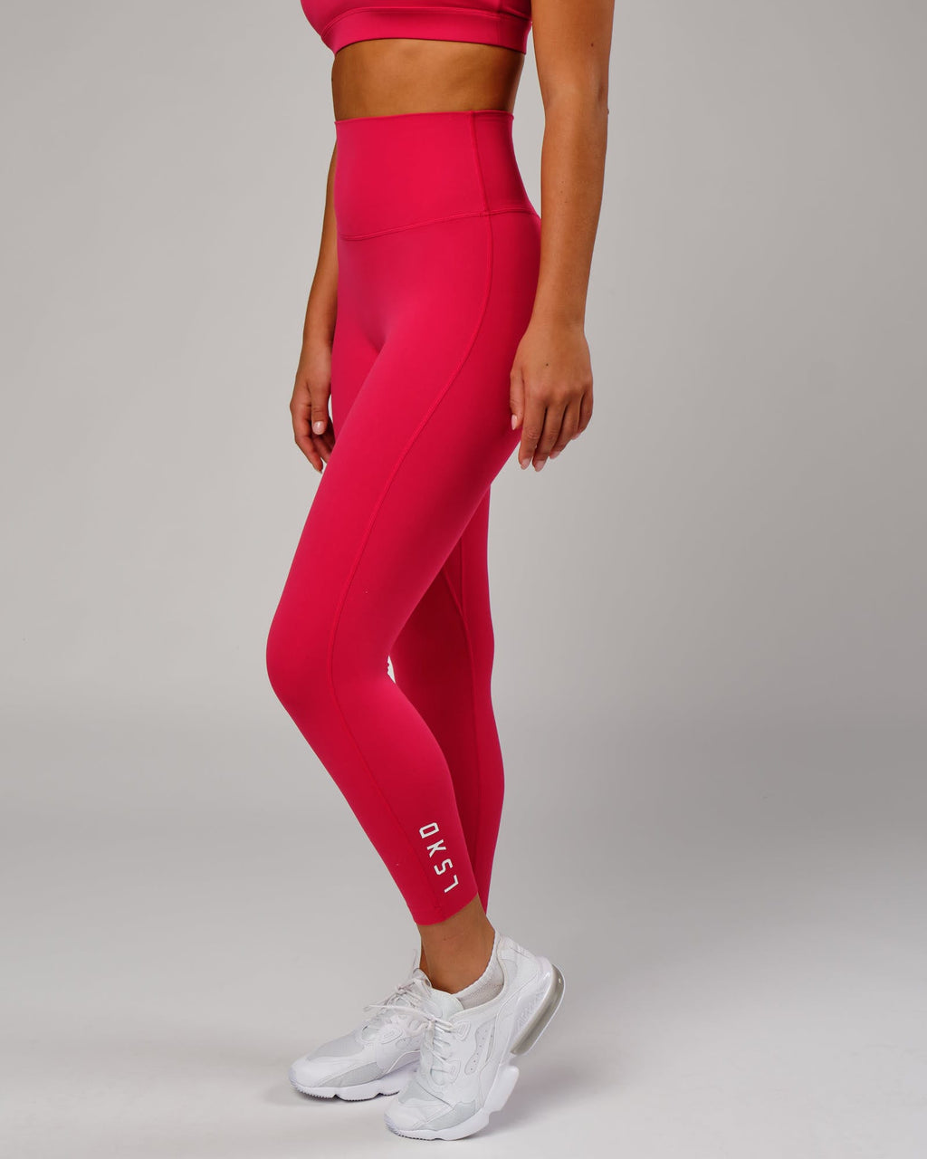 Model wearing Elixir 7/8 Tight - Boysenberry