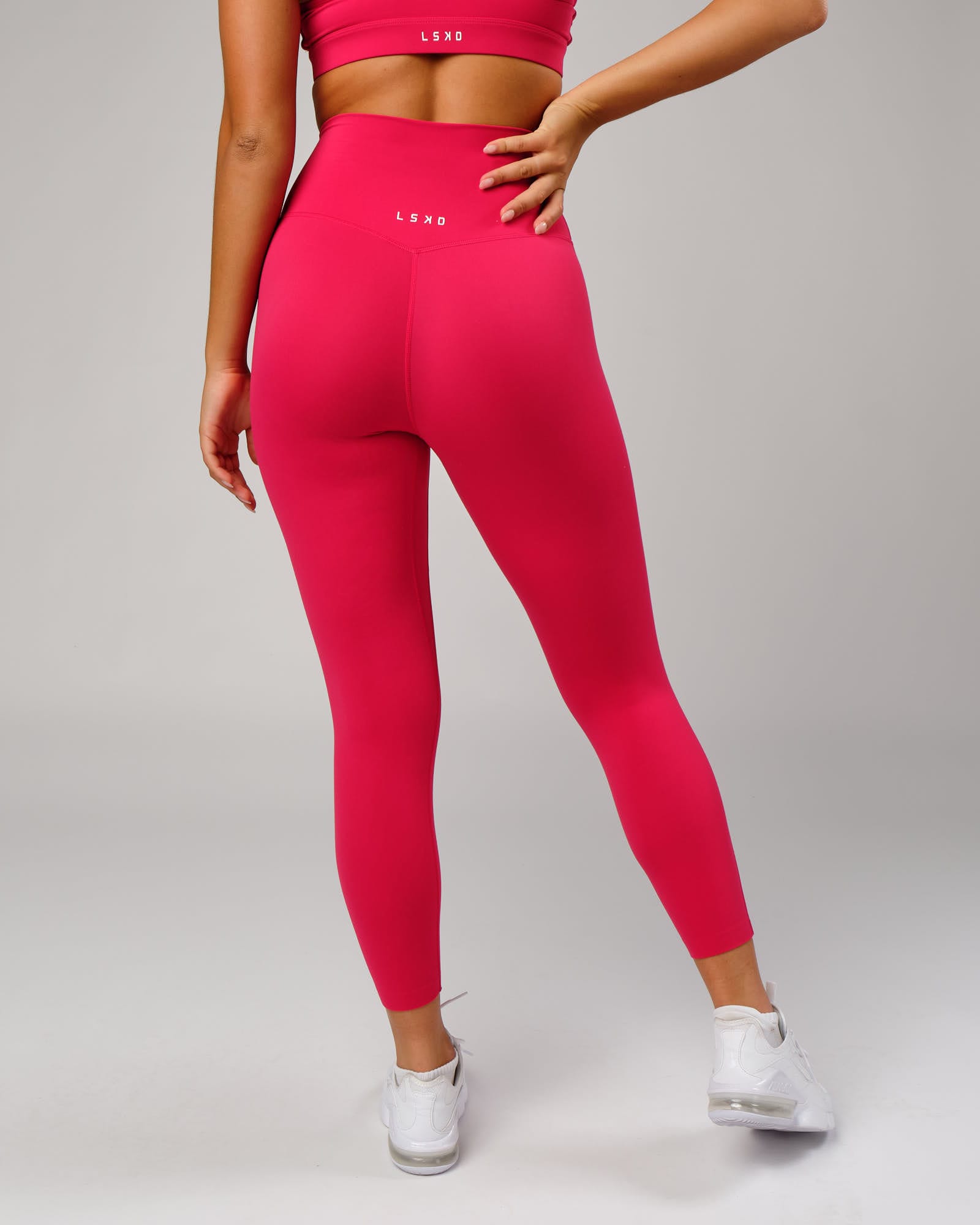 Model wearing Elixir 7/8 Tight - Boysenberry