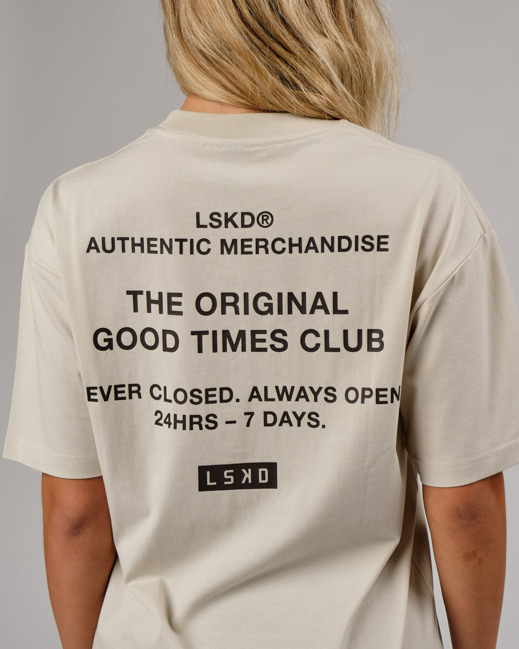 Model wearing Unisex OGTC Tee Oversize - Bone