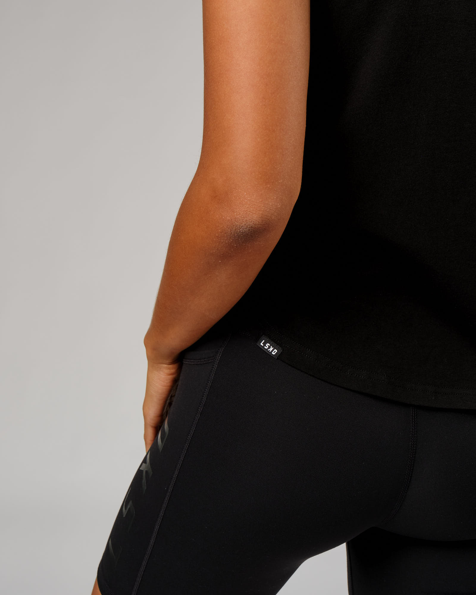 Model wearing Expand FLXCotton Tank - Black-White