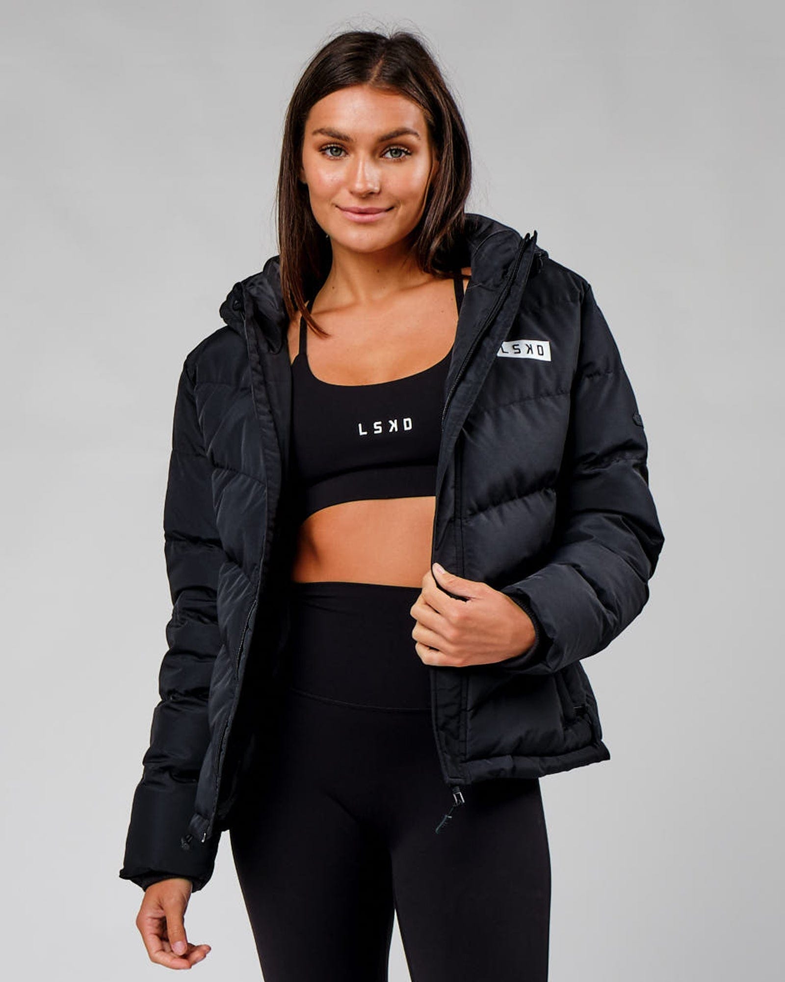 Model wearing Roasted Puffer Jacket 22 - Black