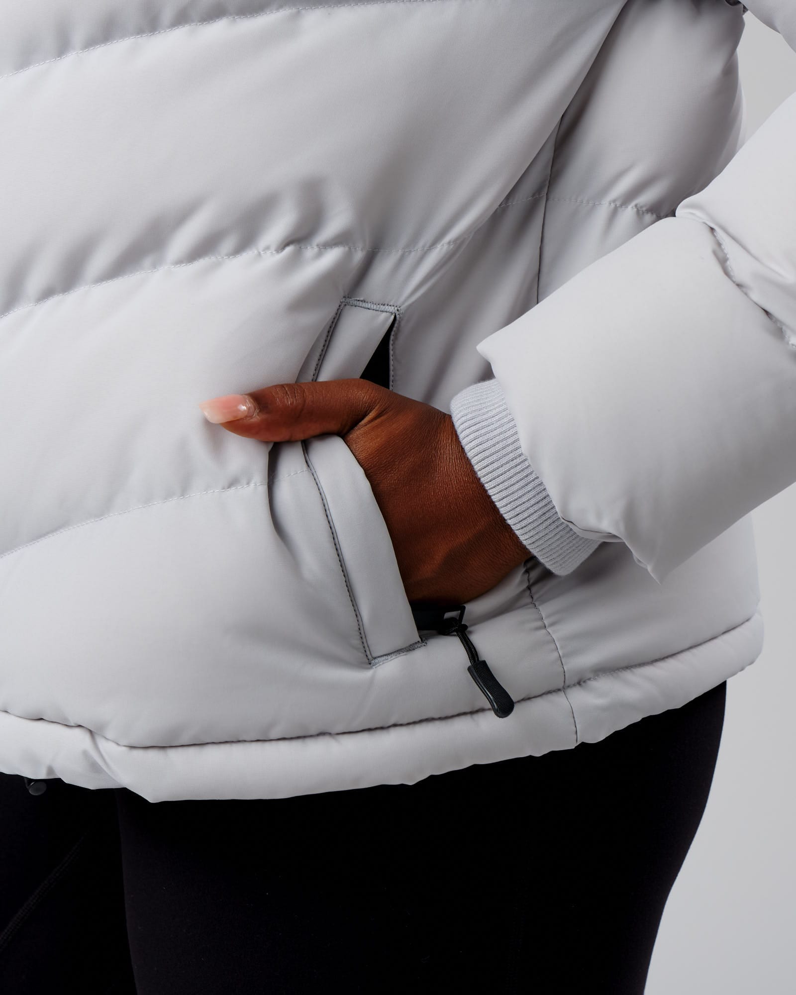 Model wearing Roasted Puffer Jacket 22 - Cloud