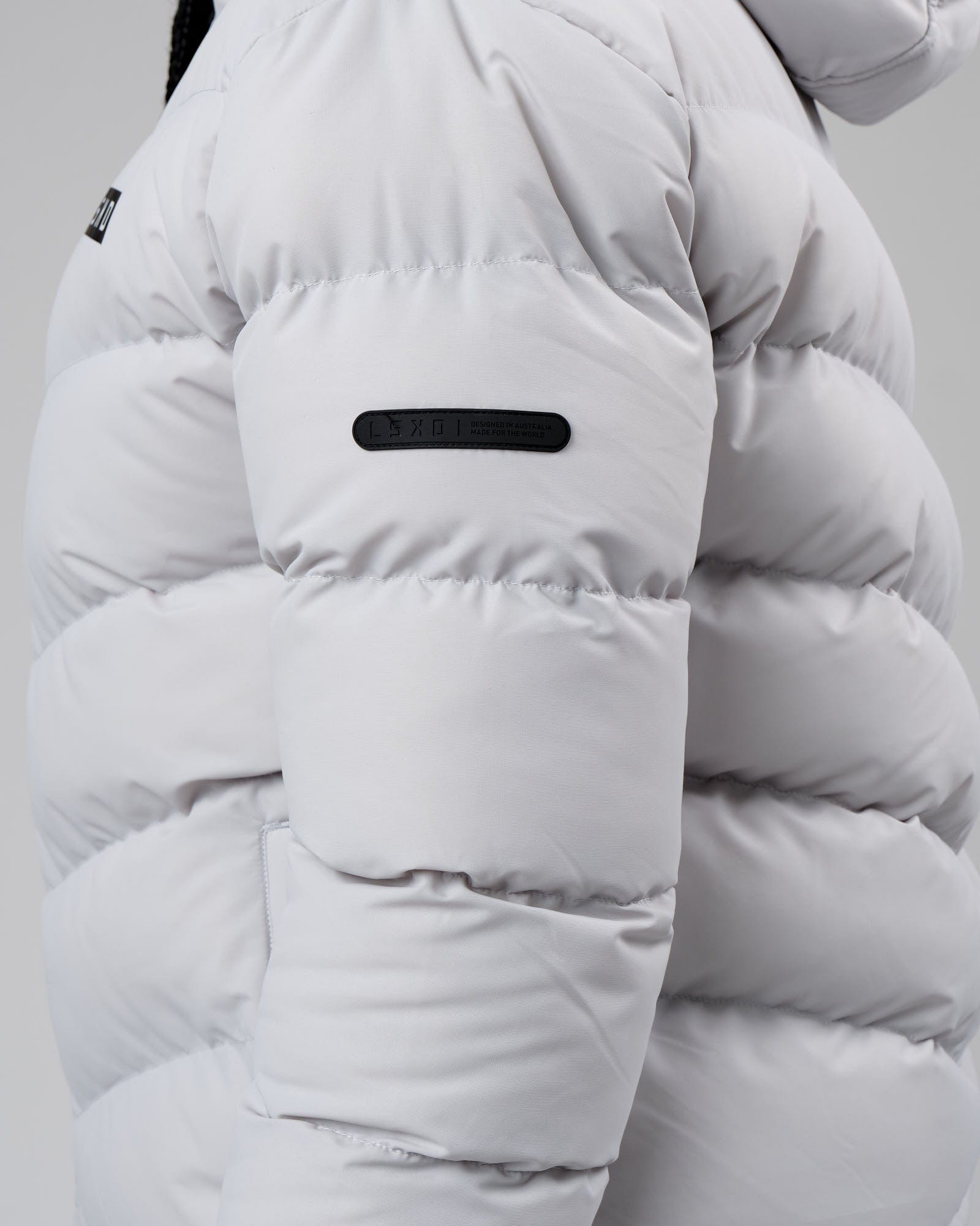 Model wearing Roasted Puffer Jacket 22 - Cloud