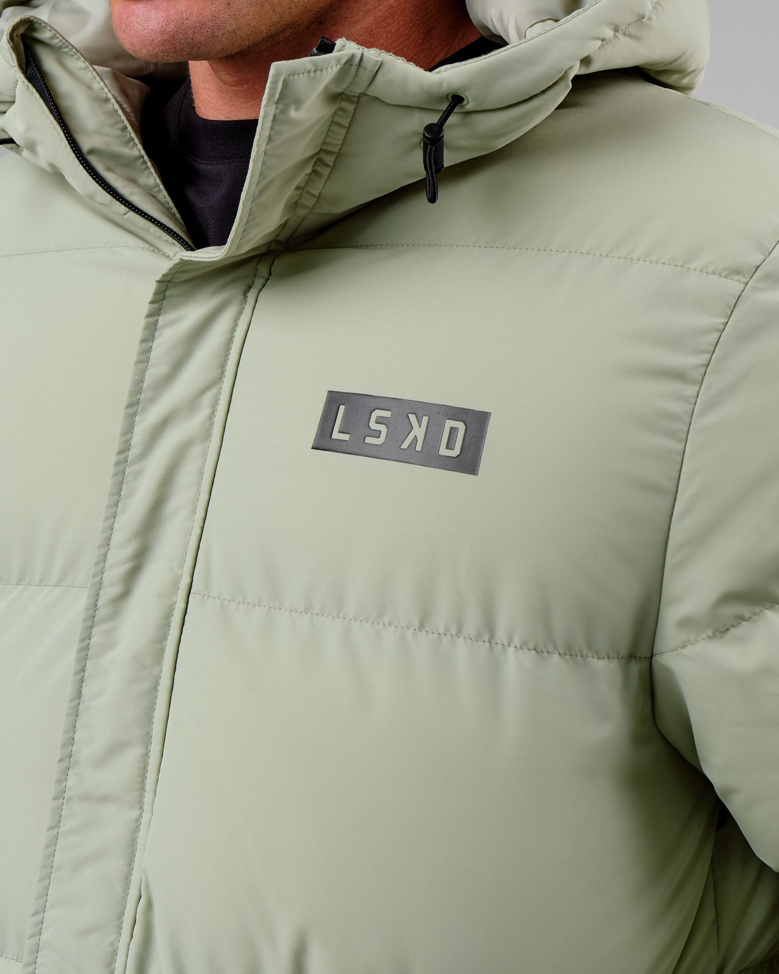 Model wearing Roasted Puffer Jacket Oversize 22 - Desert Sage