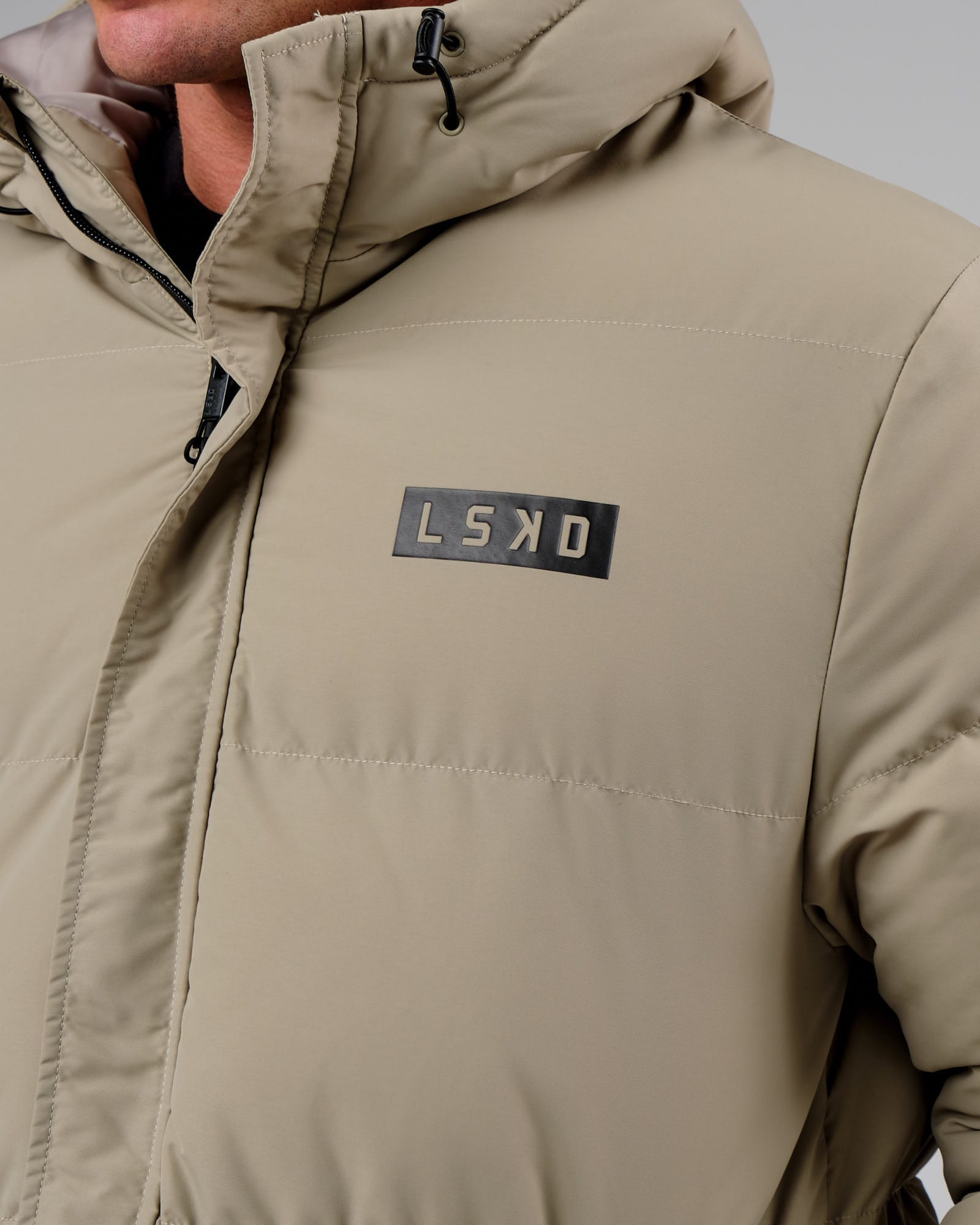 Model wearing Unisex Roasted Puffer Jacket Oversize 22 - Laurel Oak