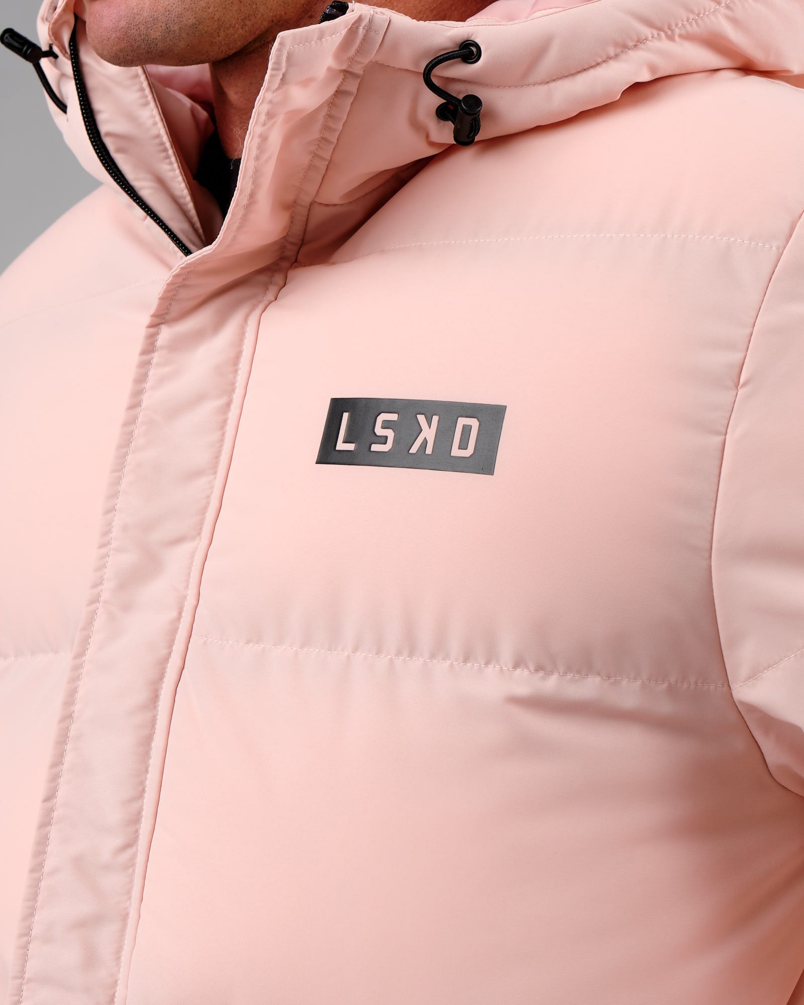 Model wearing Roasted Puffer Jacket Oversize 22 - Peach Whip