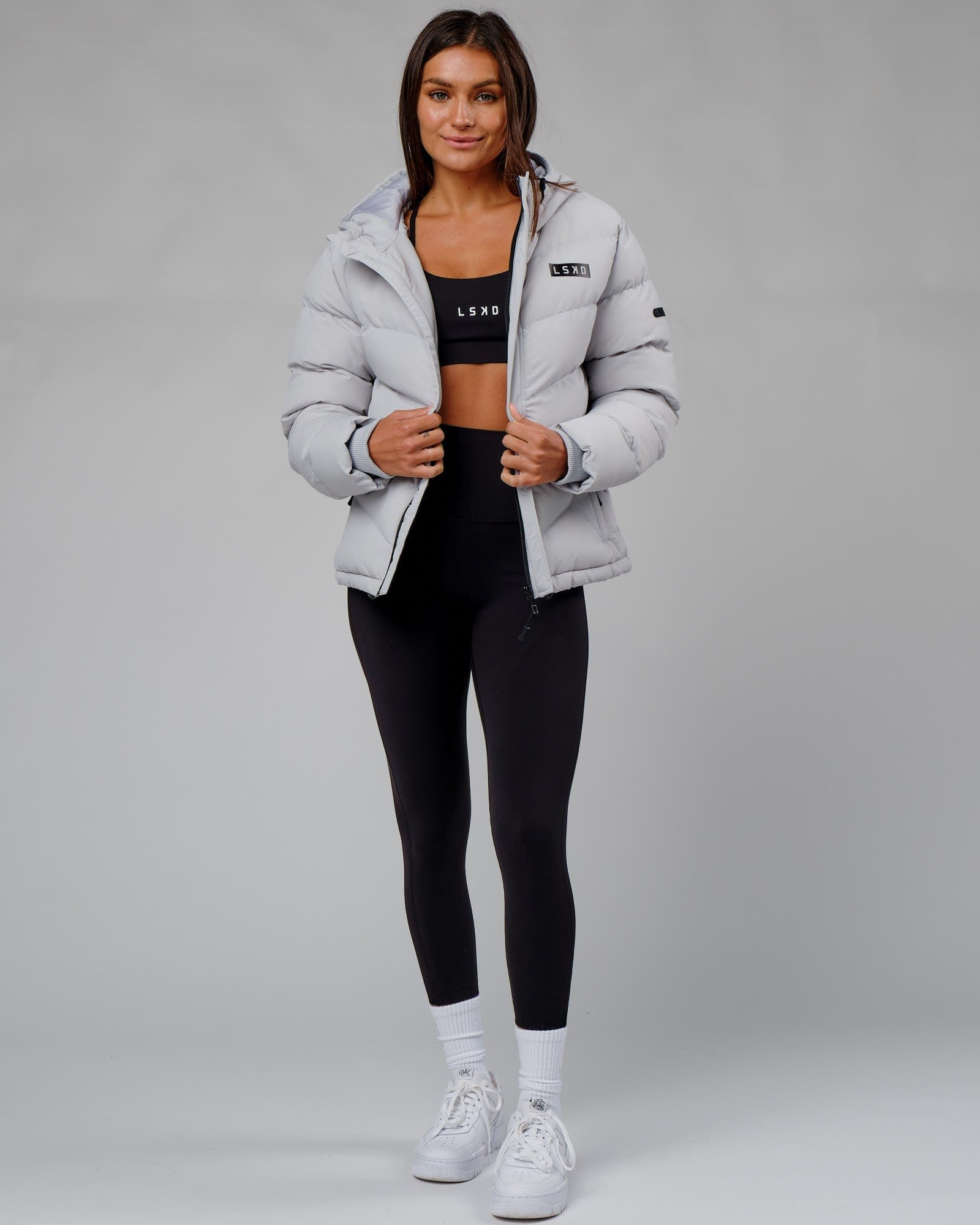 Model wearing Roasted Puffer Jacket 22 - Cloud