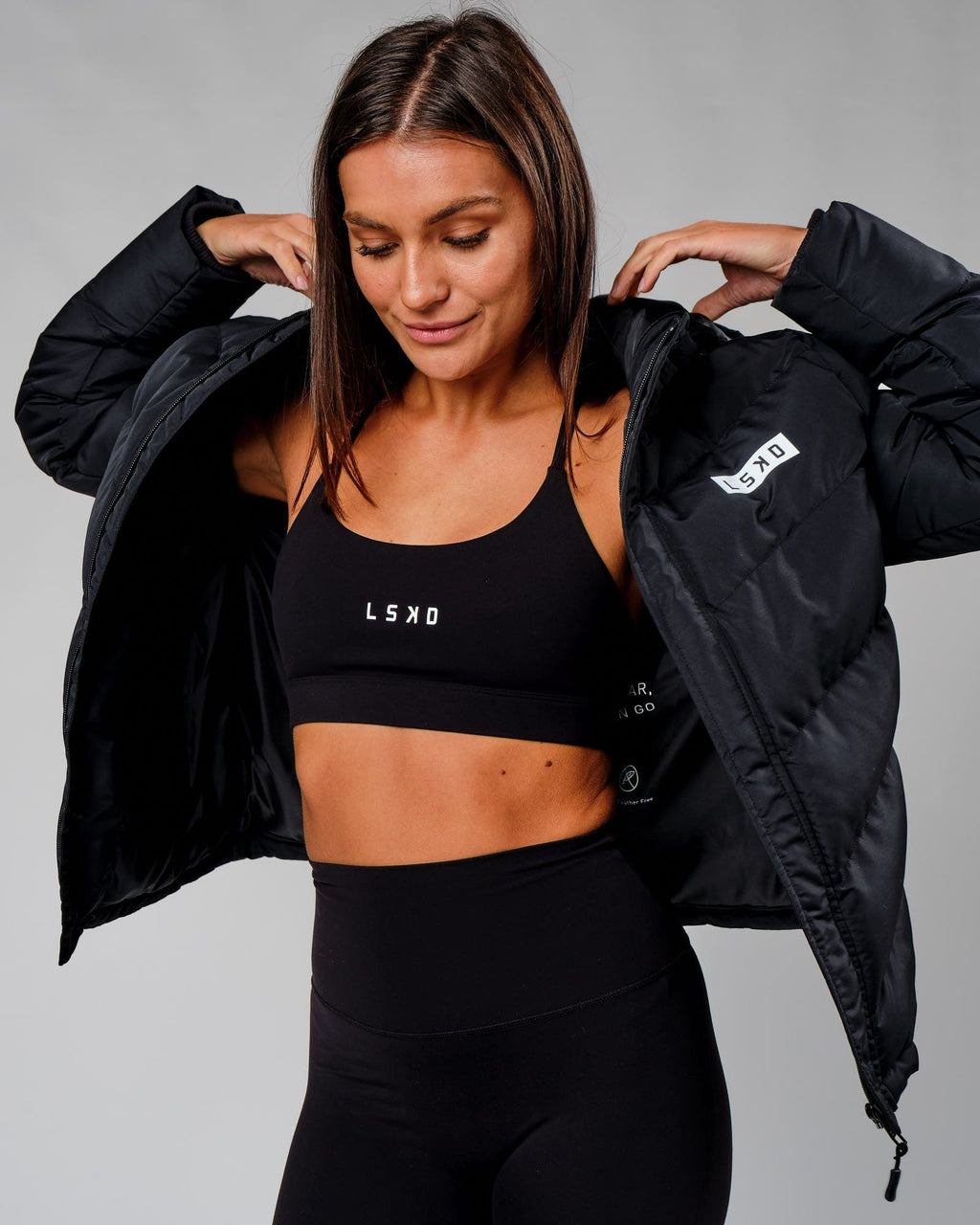 Model wearing Roasted Puffer Jacket 22 - Black