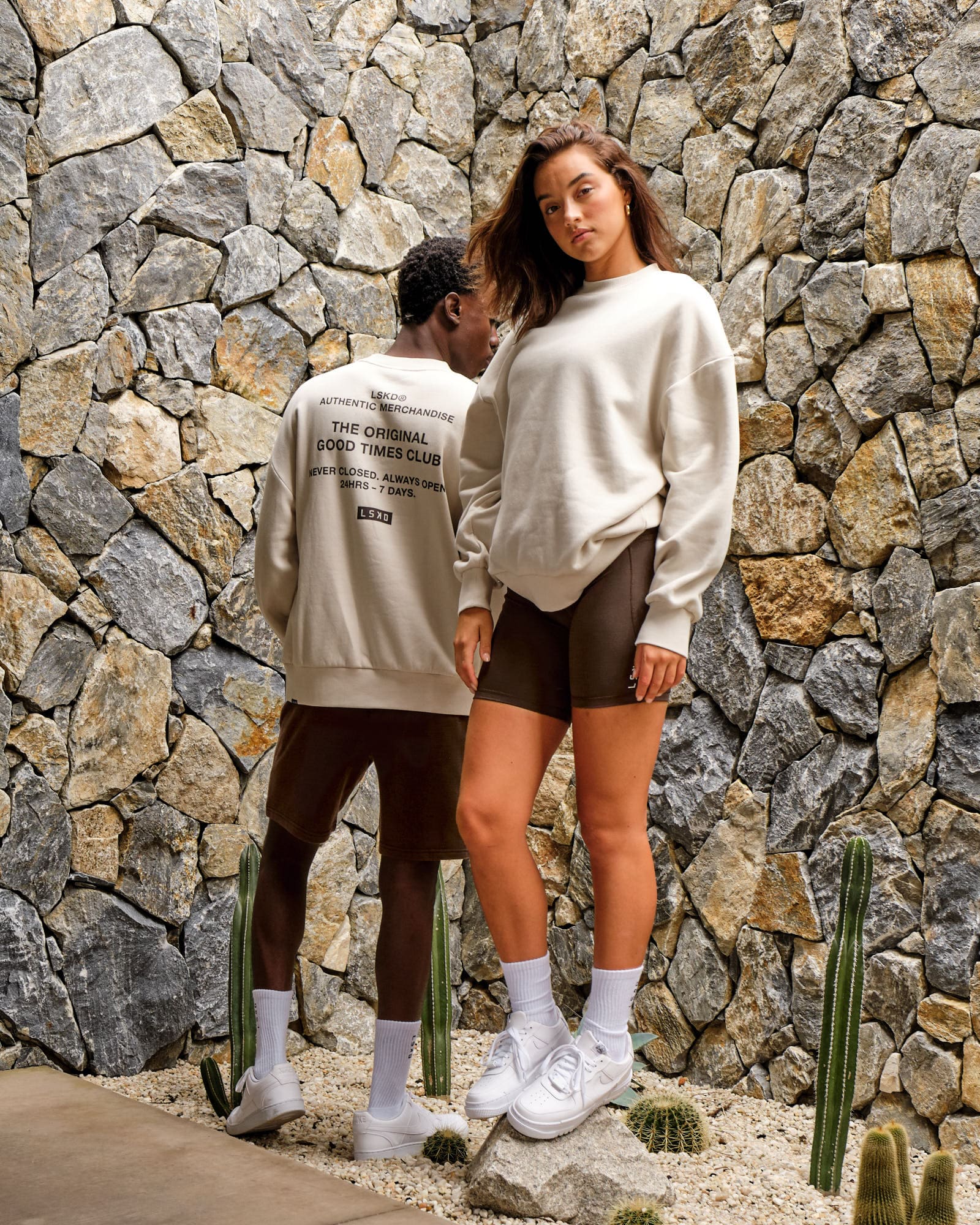 Model wearing Unisex OGTC Sweater Oversize - Bone