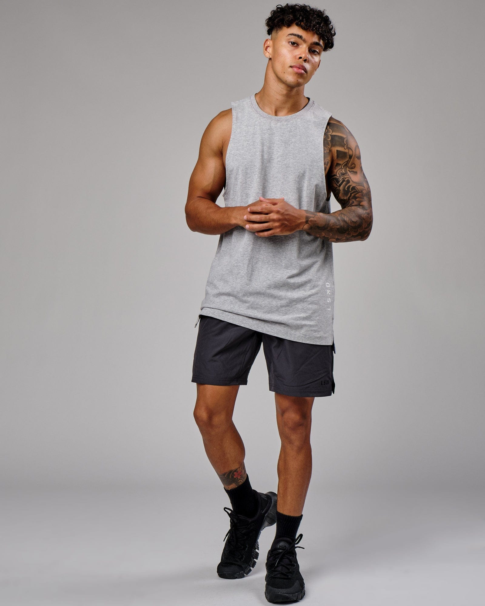 Model wearing Intensity 7" Performance Short - Phantom