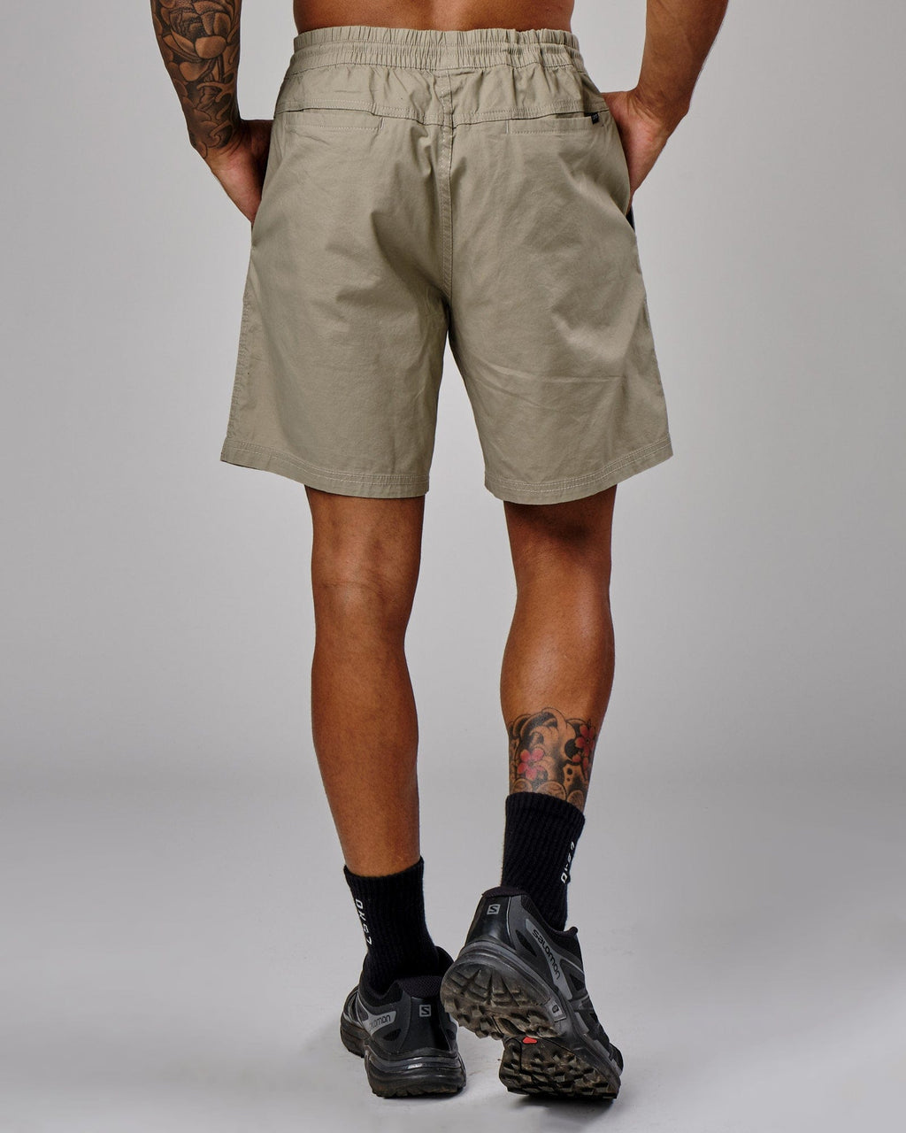 Model wearing Daily Short - Laurel Oak