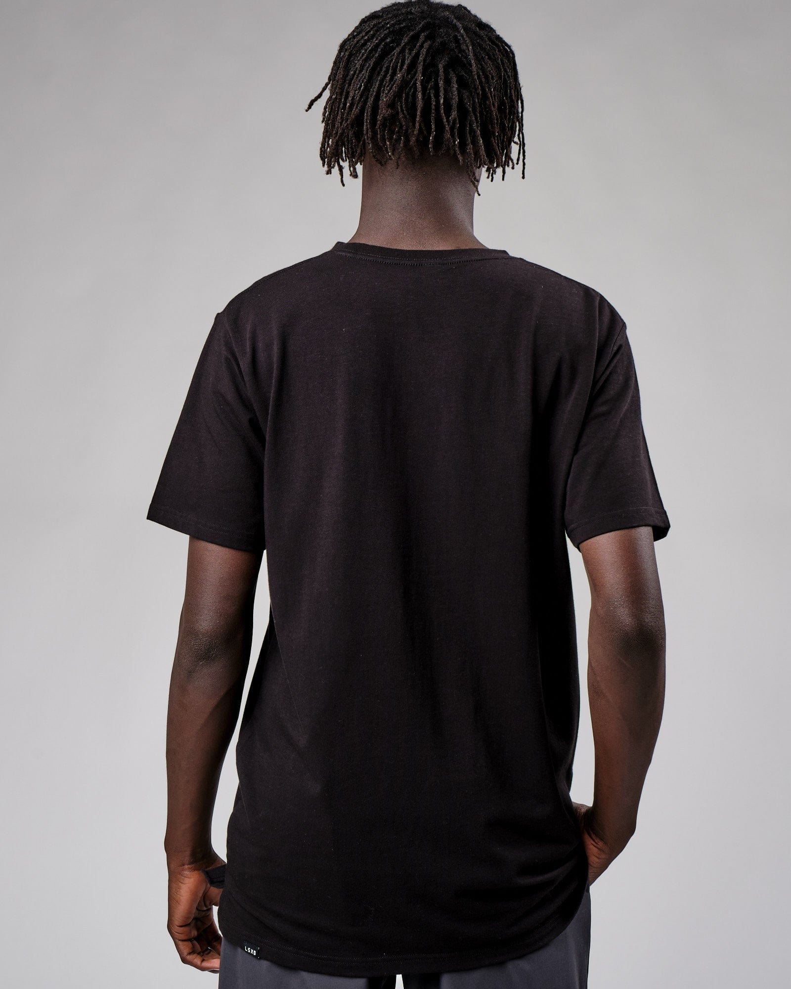 Model wearing Expand FLXCotton Tee - Black