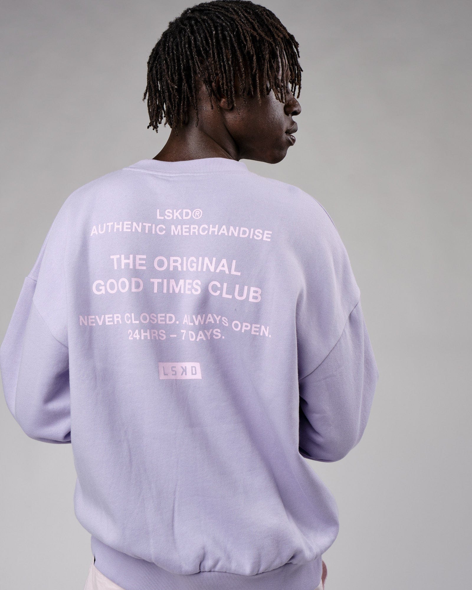 Model wearing OGTC Sweater Oversize - Cosmic Sky